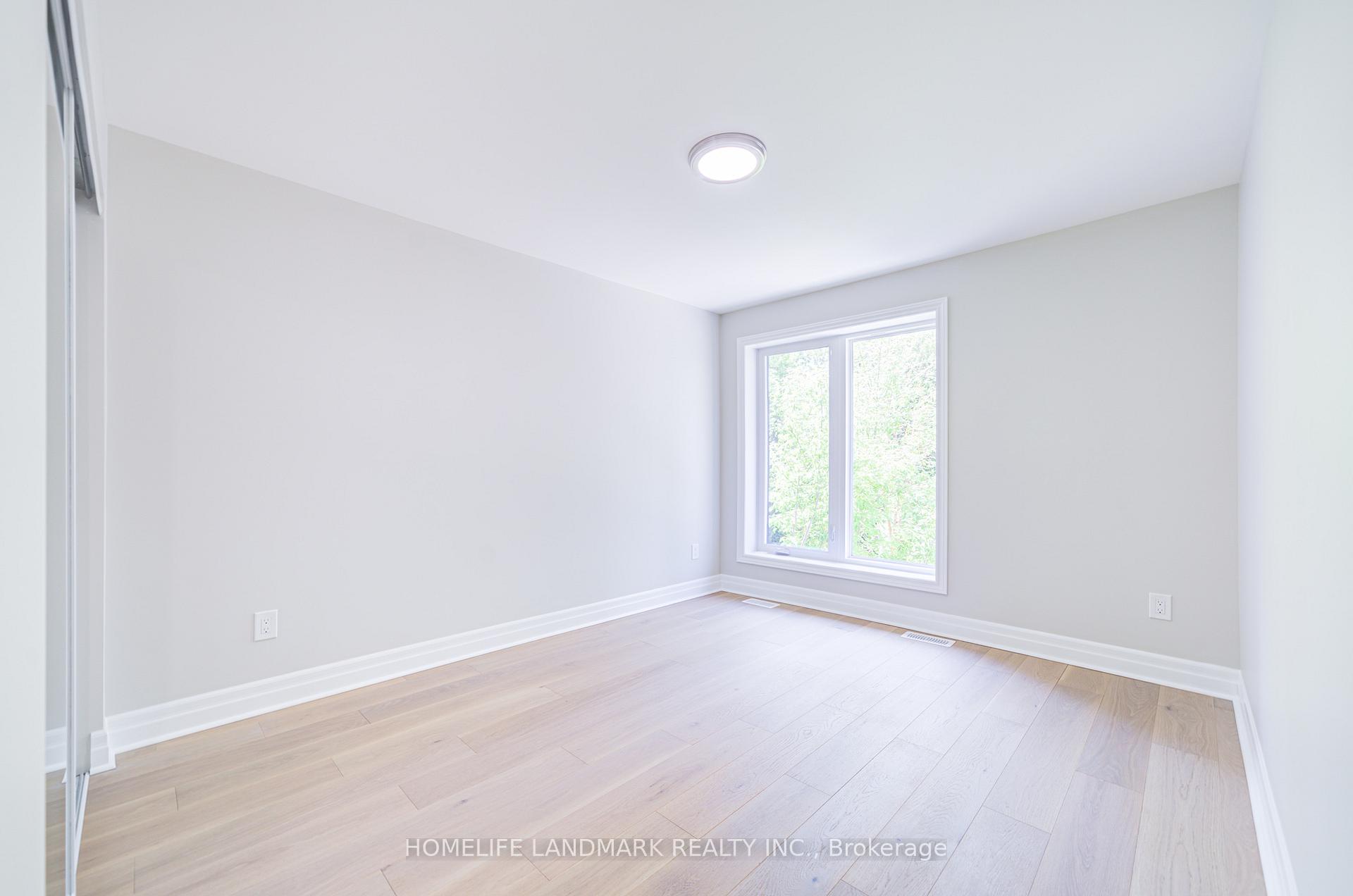 Photo 25 of 64 Laurel Avenue, Scarborough, Kennedy Park — HOMEH