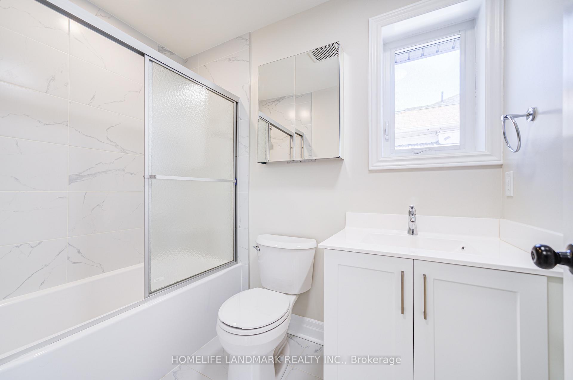 Photo 29 of 64 Laurel Avenue, Scarborough, Kennedy Park — HOMEH