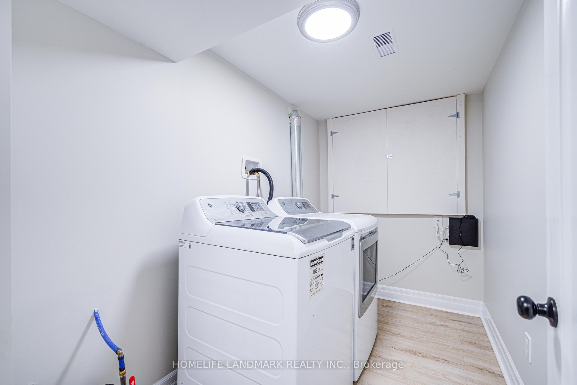 Photo 32 of 64 Laurel Avenue, Scarborough, Kennedy Park — HOMEH