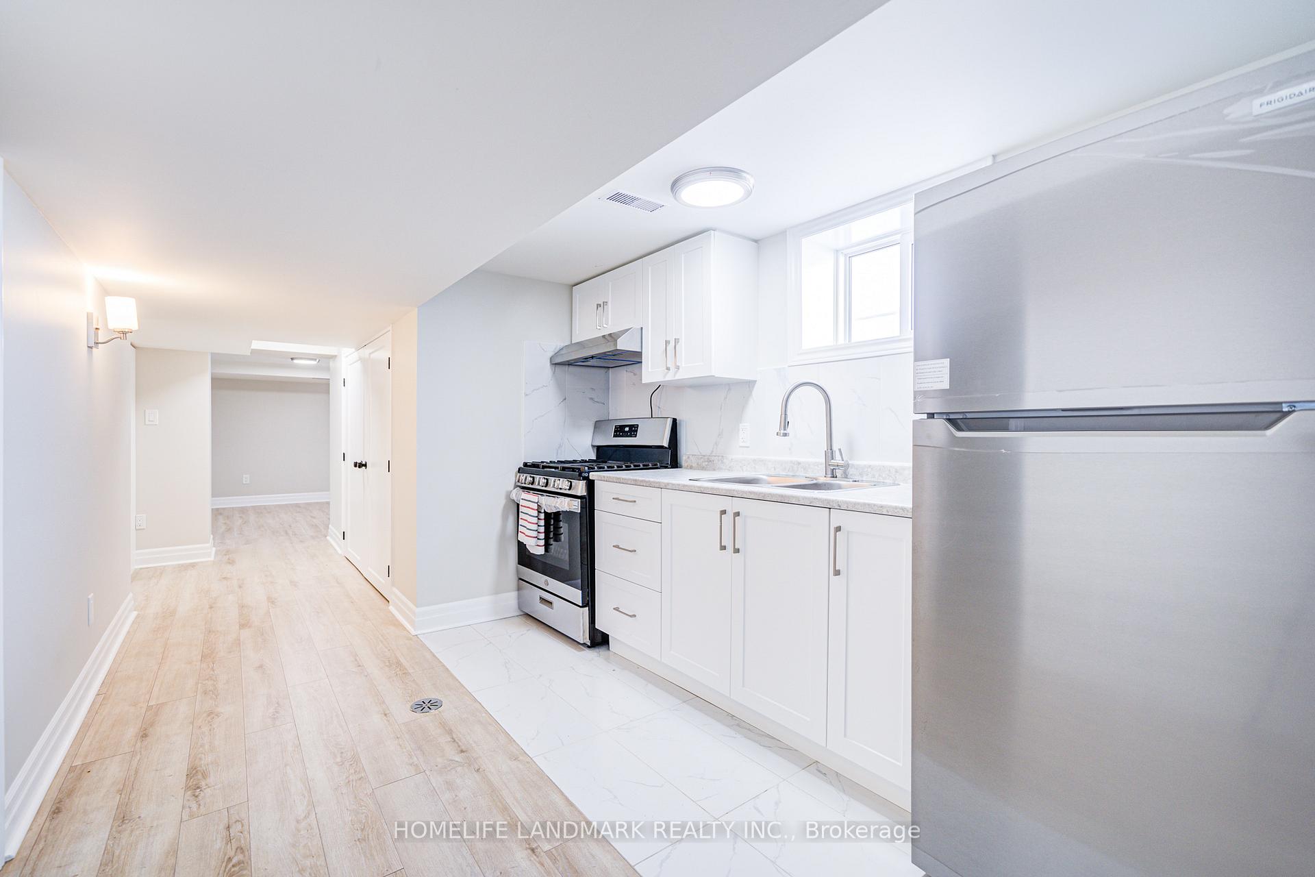 Photo 33 of 64 Laurel Avenue, Scarborough, Kennedy Park — HOMEH