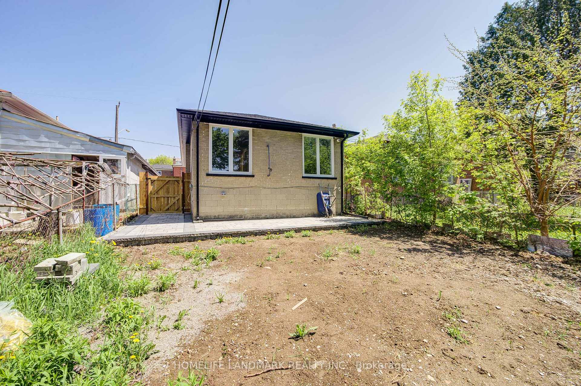 Photo 49 of 64 Laurel Avenue, Scarborough, Kennedy Park — HOMEH