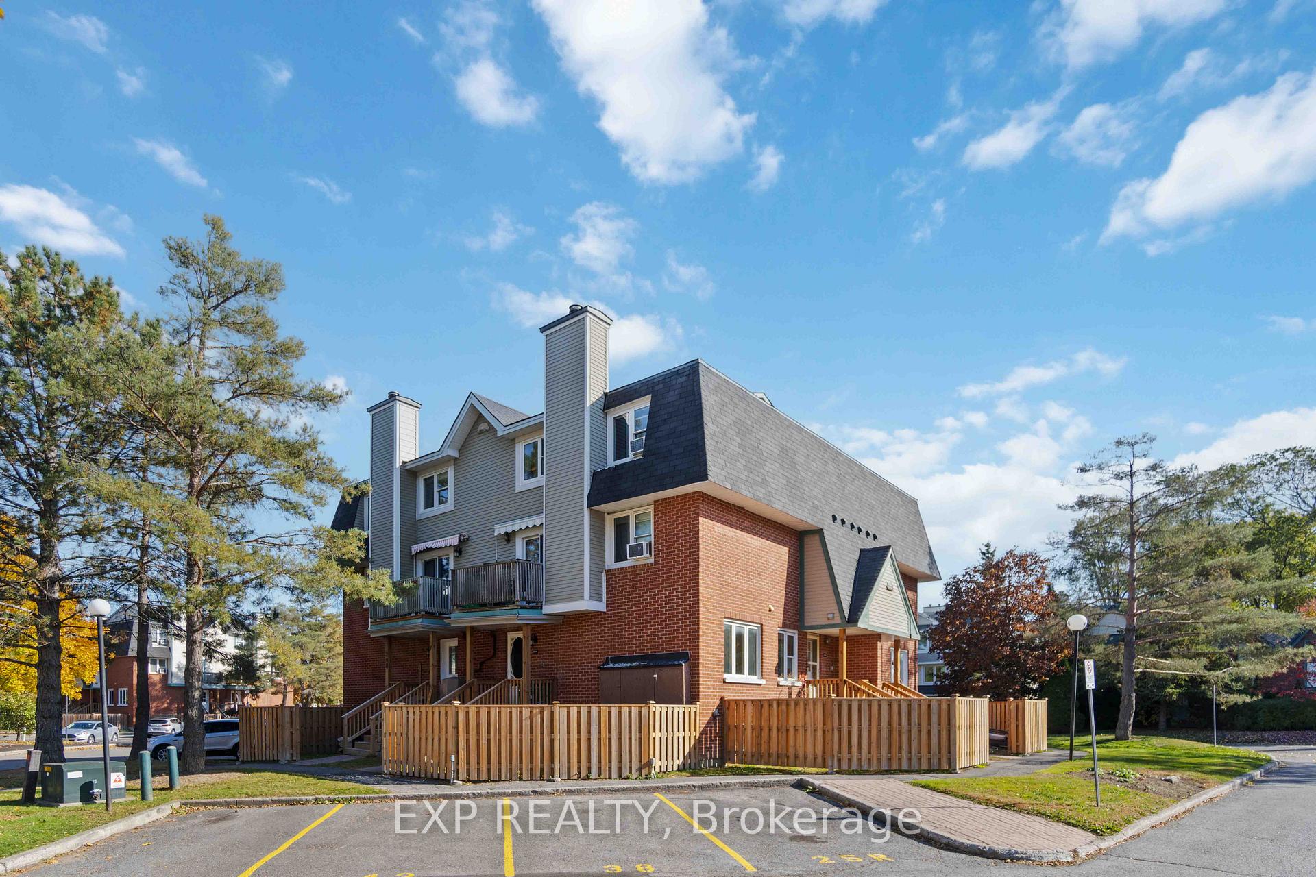 Photo 5 of Unit 207, 6 Terrace Drive, Ottawa, Westcliffe Estates — HOMEH