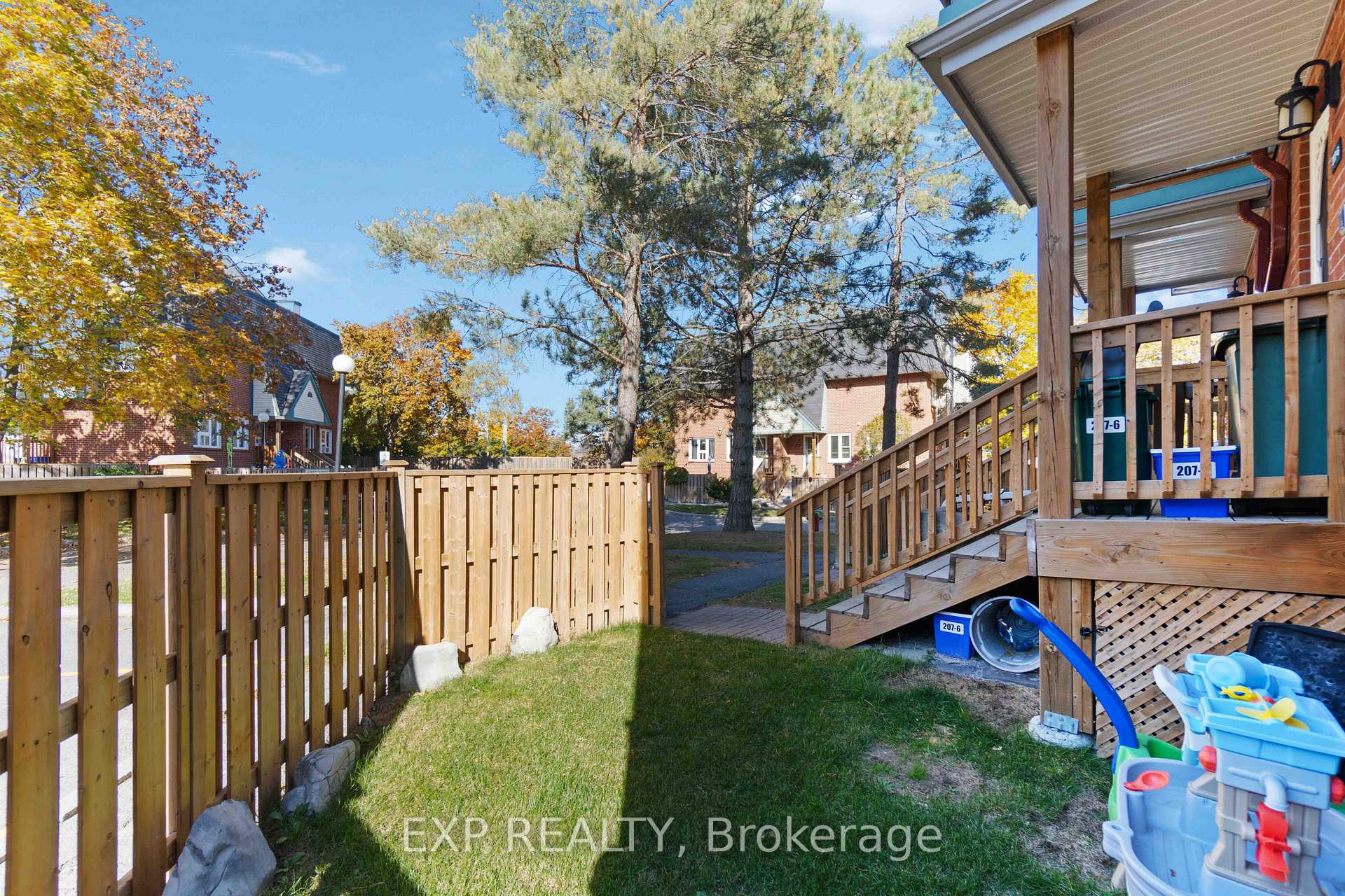 Photo 7 of Unit 207, 6 Terrace Drive, Ottawa, Westcliffe Estates — HOMEH