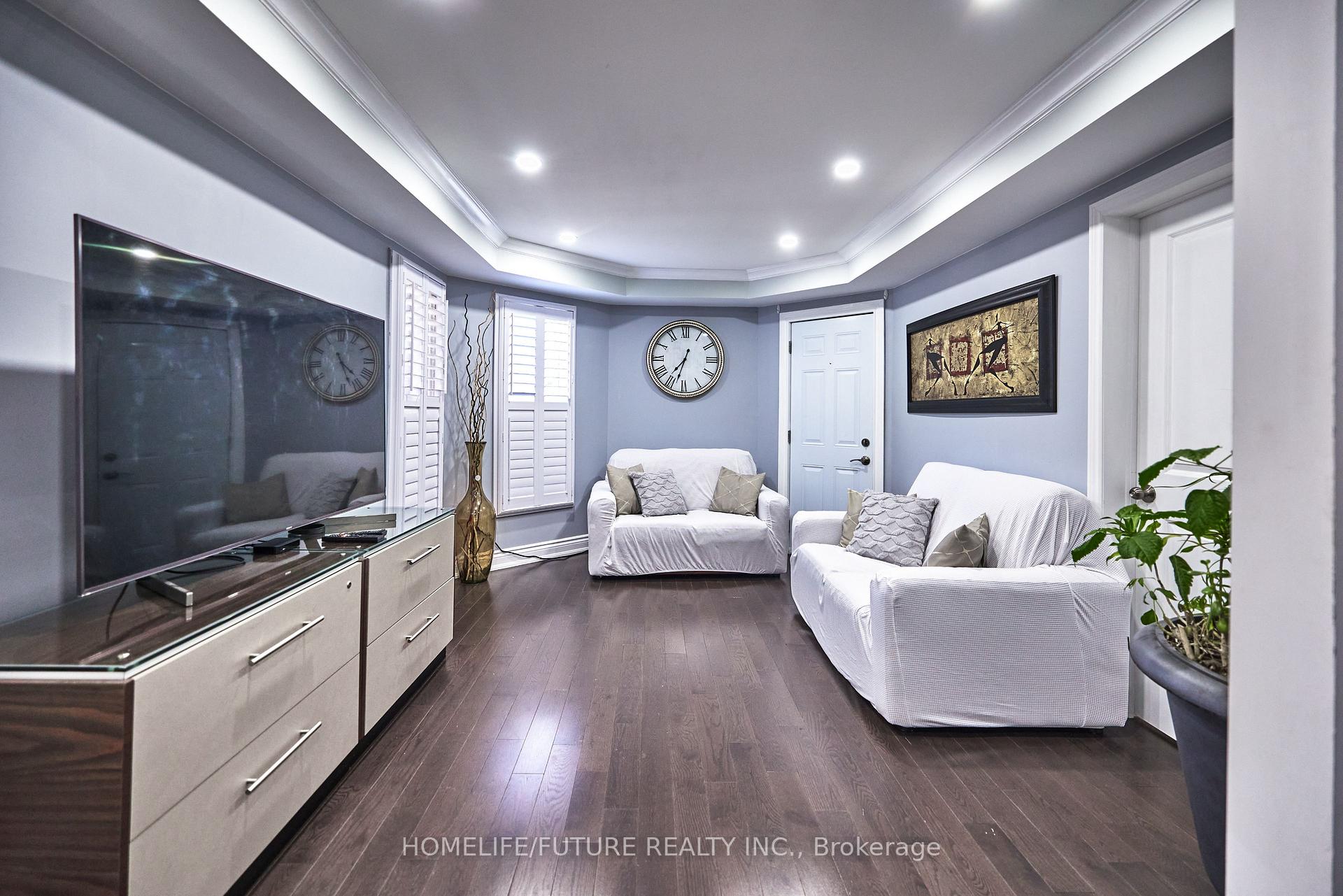 Photo 10 of 58 O'Shaughnessy Crescent, Barrie, Holly — HOMEH