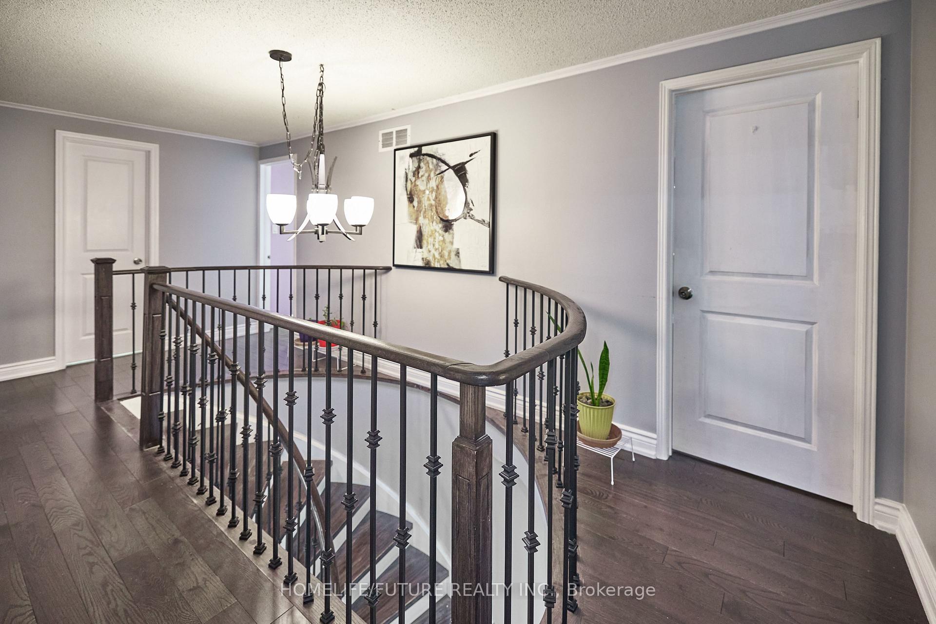 Photo 26 of 58 O'Shaughnessy Crescent, Barrie, Holly — HOMEH