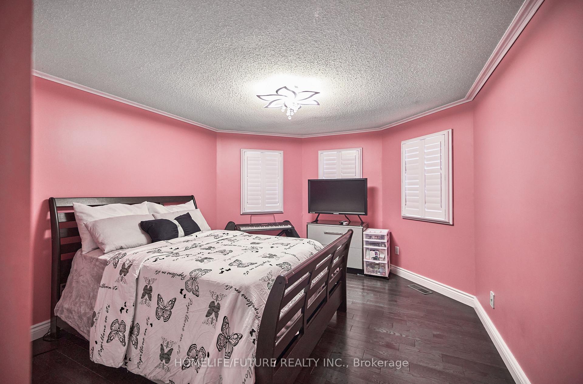 Photo 34 of 58 O'Shaughnessy Crescent, Barrie, Holly — HOMEH