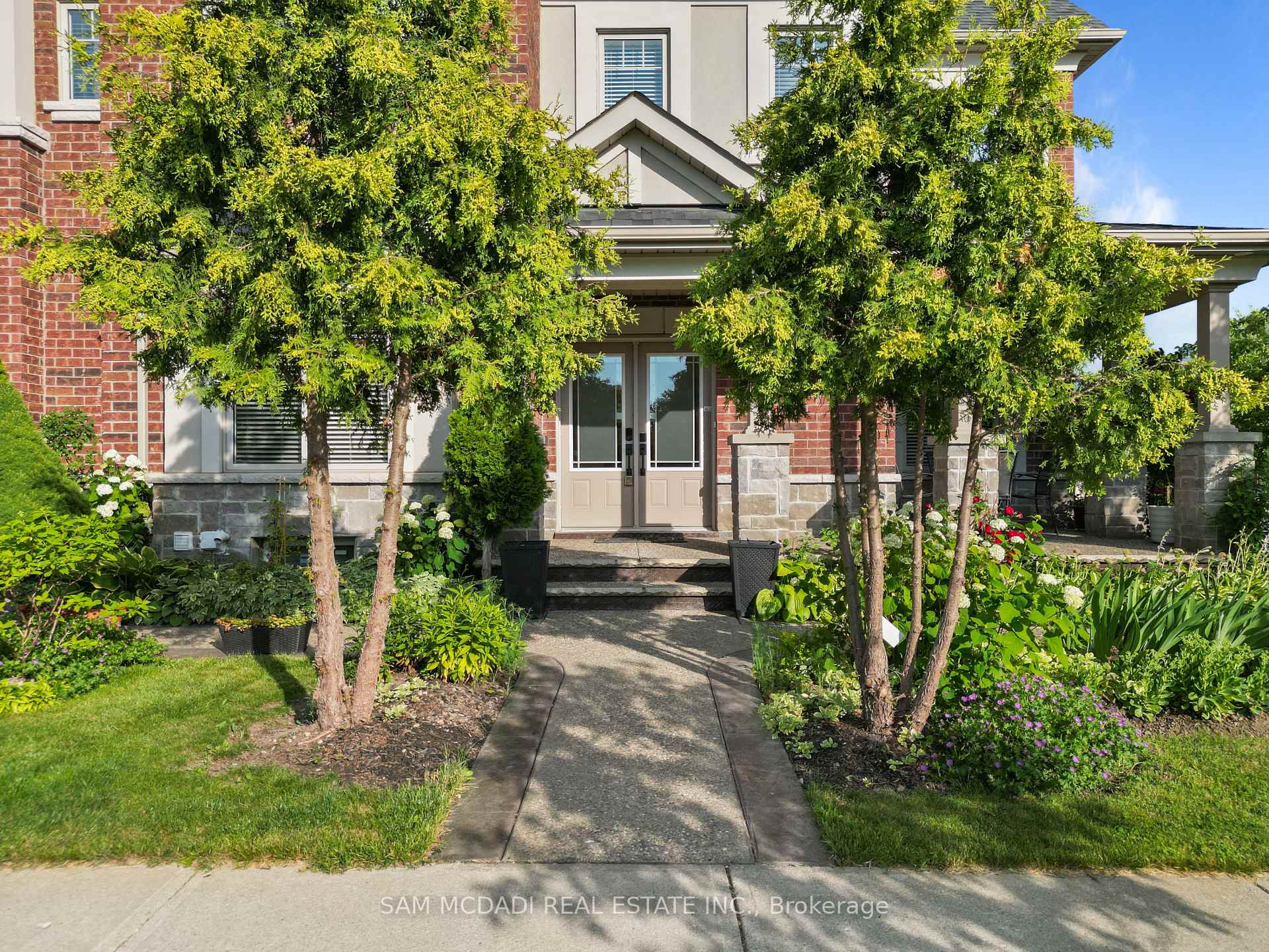 Photo 2 of 2 Bakersfield Road, Brampton, Vales of Castlemore — HOMEH