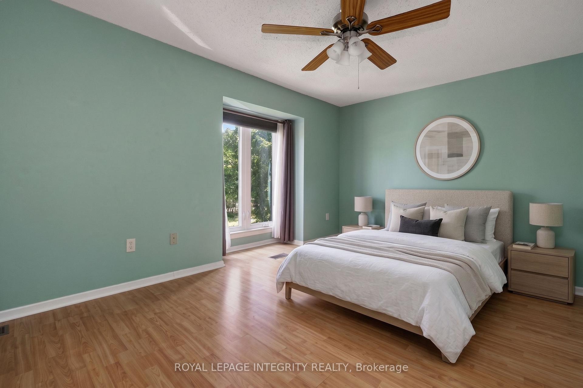 Photo 11 of 2432 Autumn Hill Crescent, Ottawa, Blackburn Hamlet (South) — HOMEH