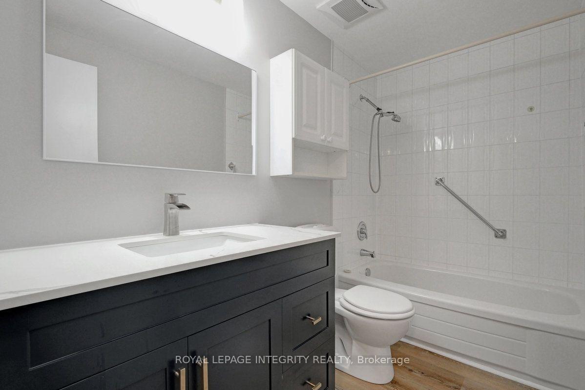 Photo 12 of 2432 Autumn Hill Crescent, Ottawa, Blackburn Hamlet (South) — HOMEH