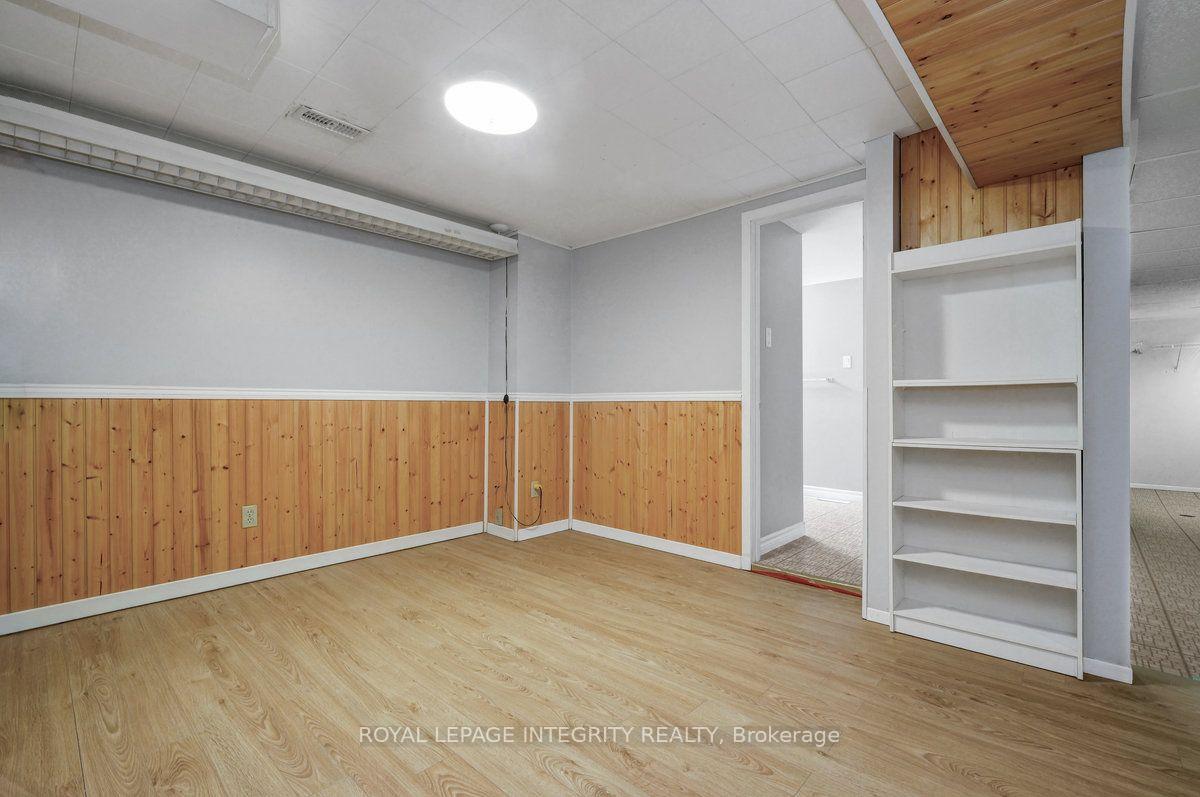 Photo 16 of 2432 Autumn Hill Crescent, Ottawa, Blackburn Hamlet (South) — HOMEH