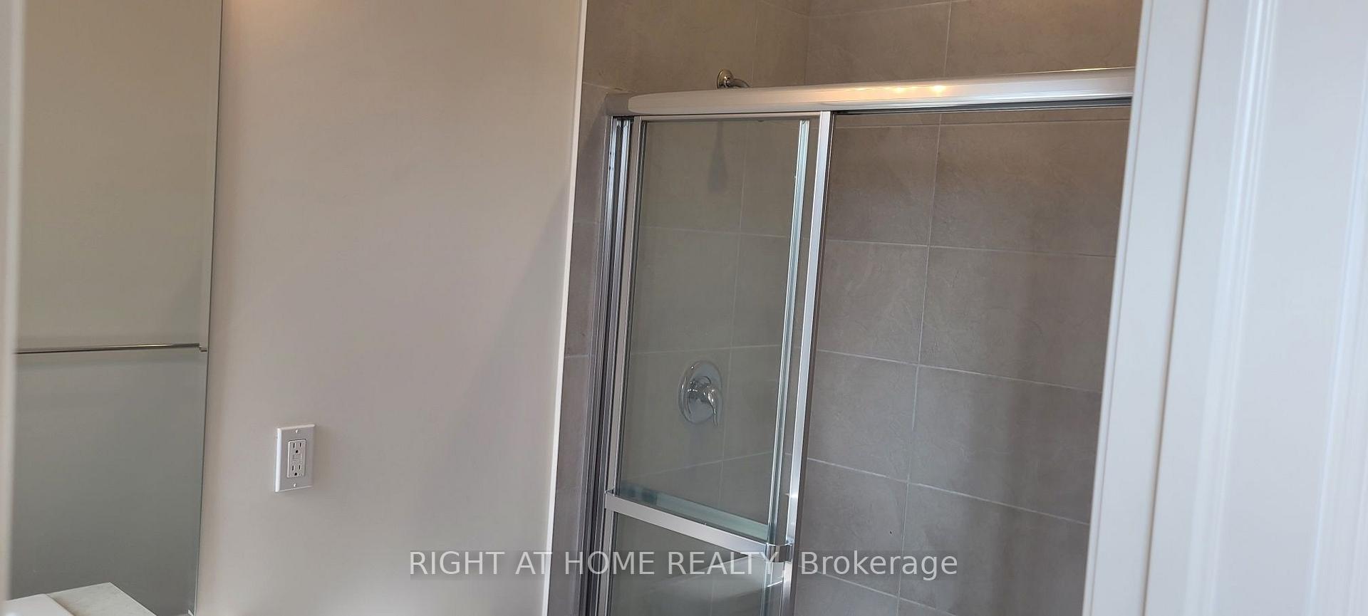 Photo 18 of 184 Granite Ridge Trail, Hamilton, Waterdown — HOMEH