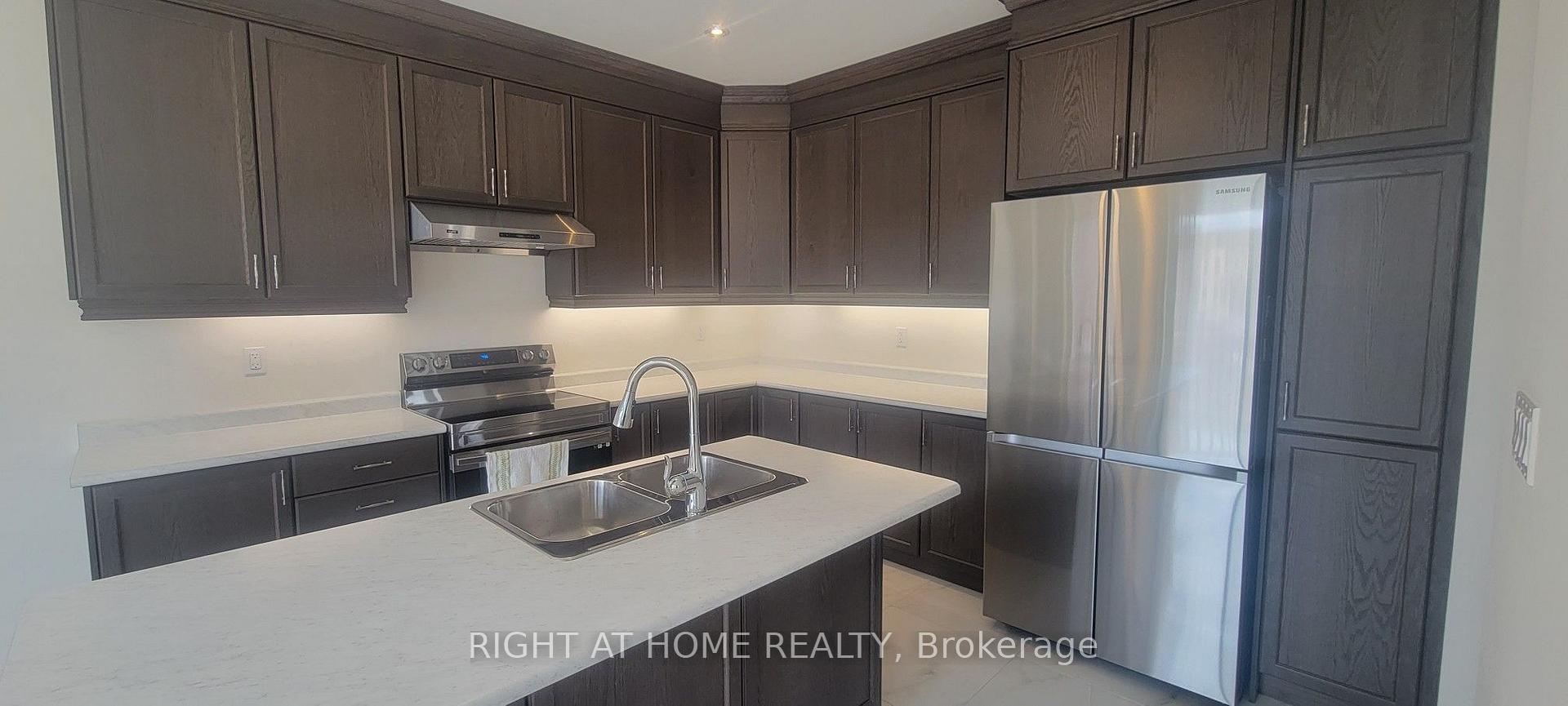 Photo 25 of 184 Granite Ridge Trail, Hamilton, Waterdown — HOMEH