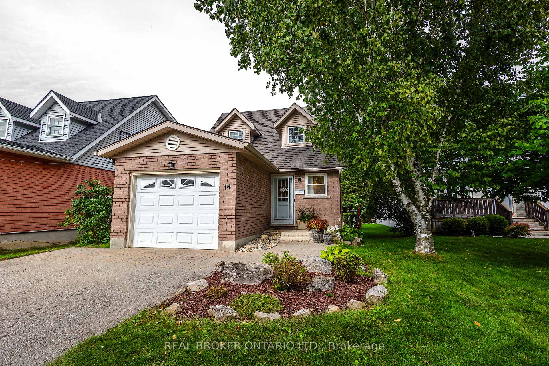 Front of 14 Pamela Place