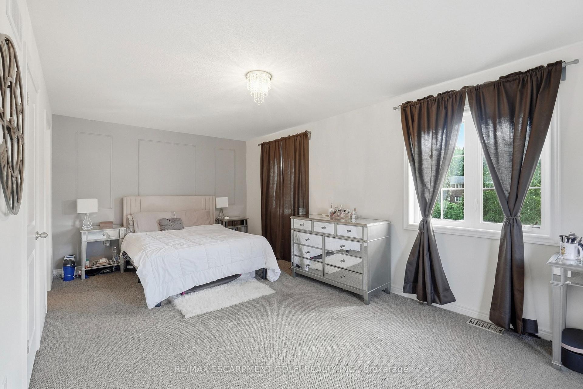 Photo 9 of Unit 8, 43 Kerman Avenue, Grimsby, Grimsby West — HOMEH