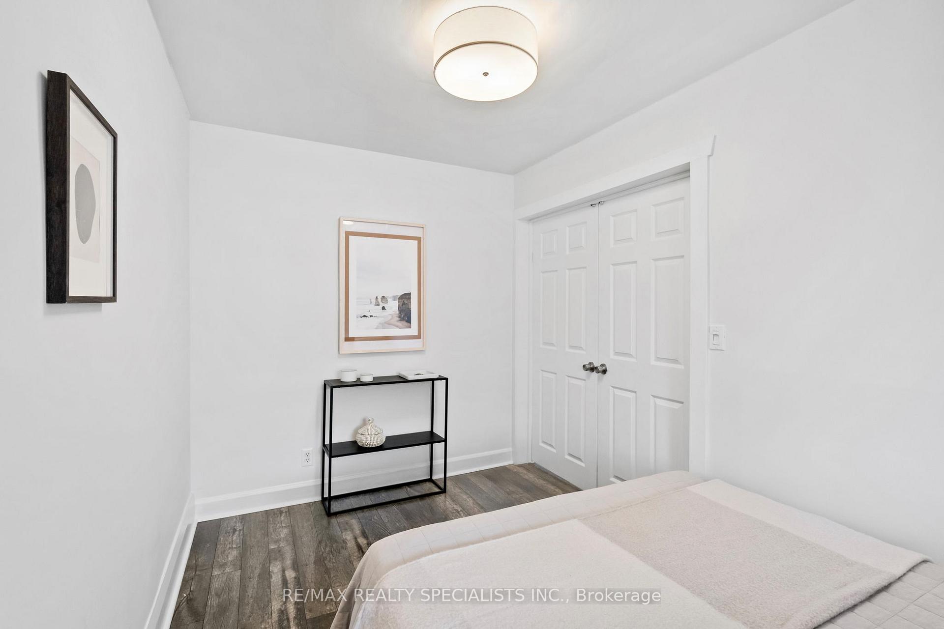 Photo 23 of 159 Hillside Avenue, Etobicoke, Mimico — HOMEH