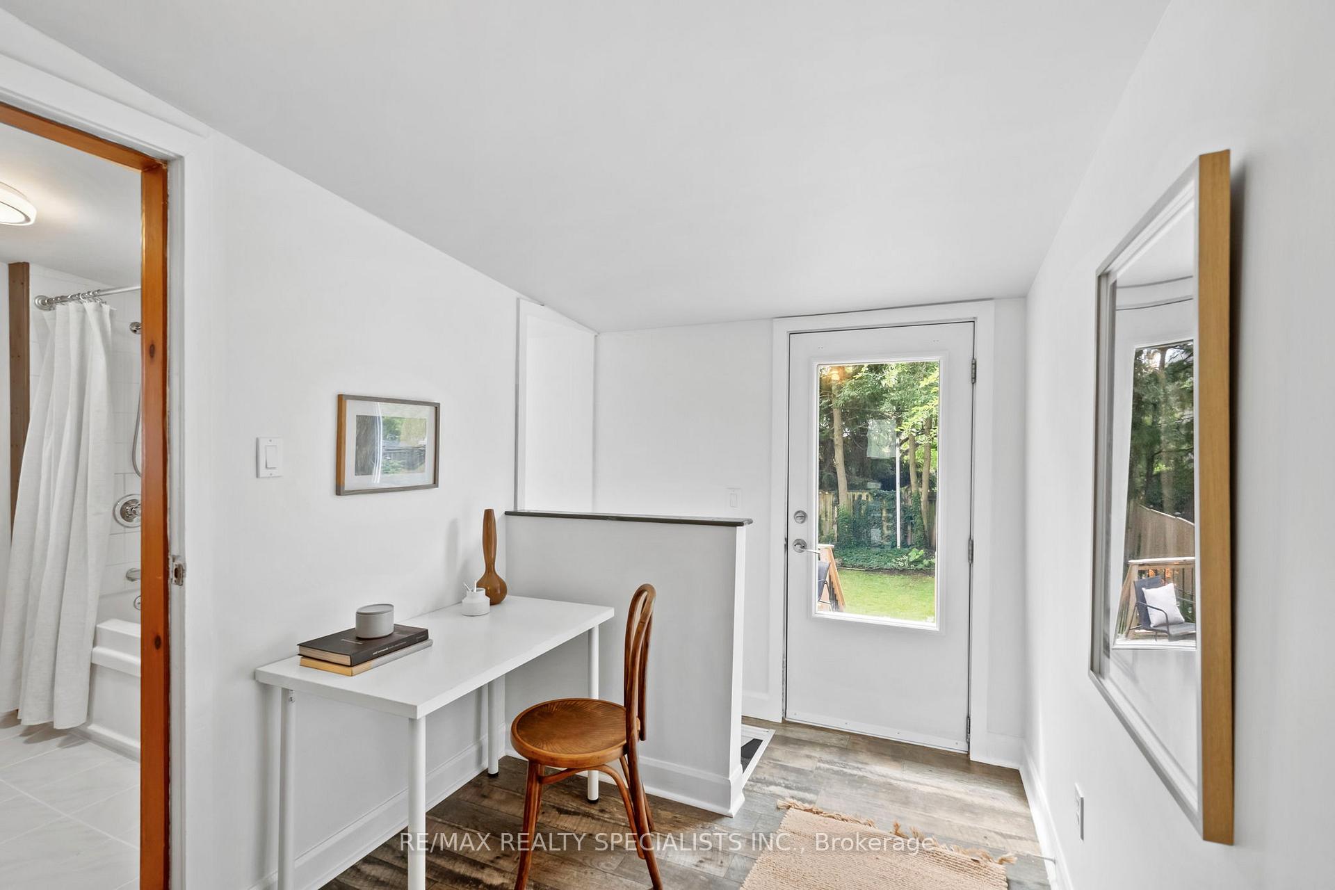 Photo 24 of 159 Hillside Avenue, Etobicoke, Mimico — HOMEH