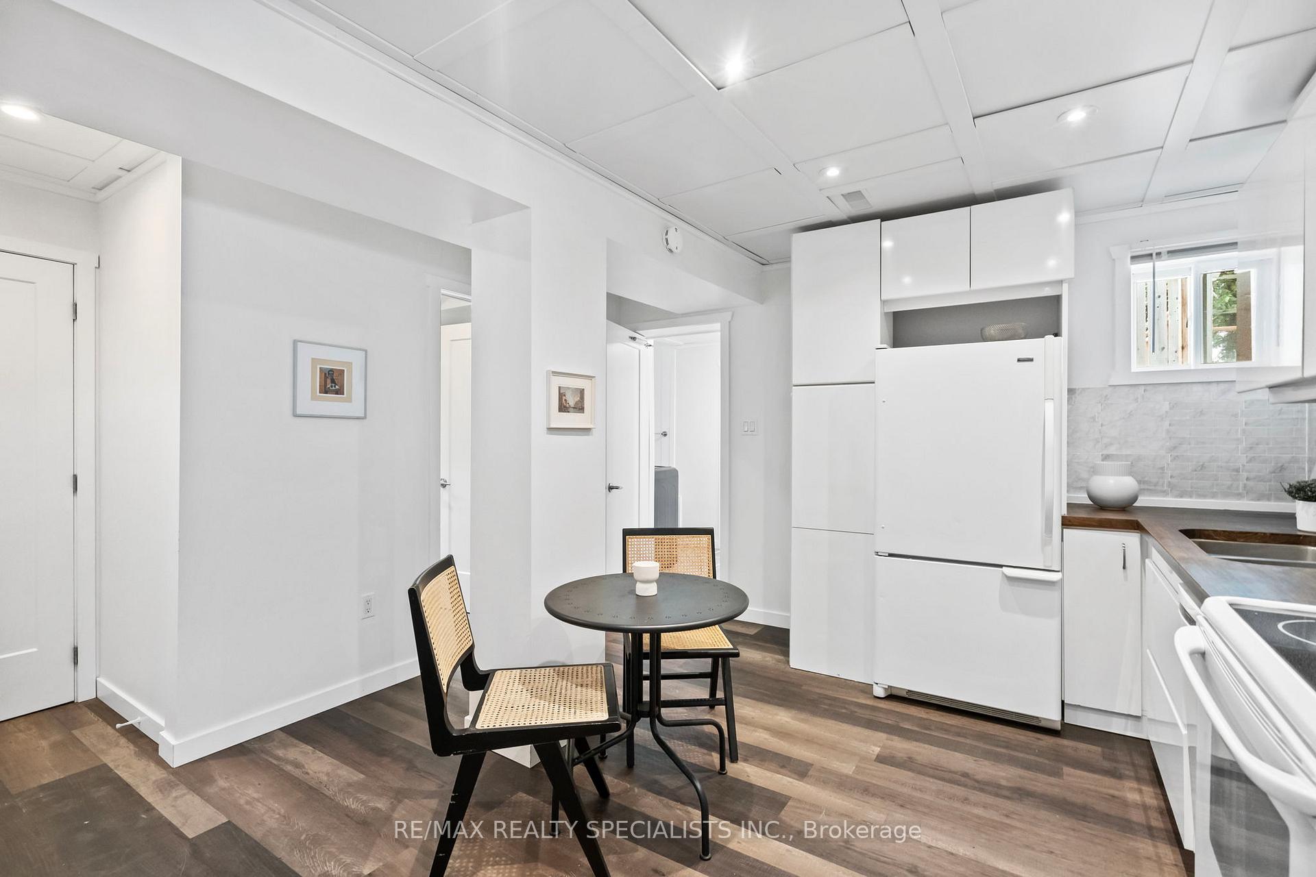 Photo 34 of 159 Hillside Avenue, Etobicoke, Mimico — HOMEH