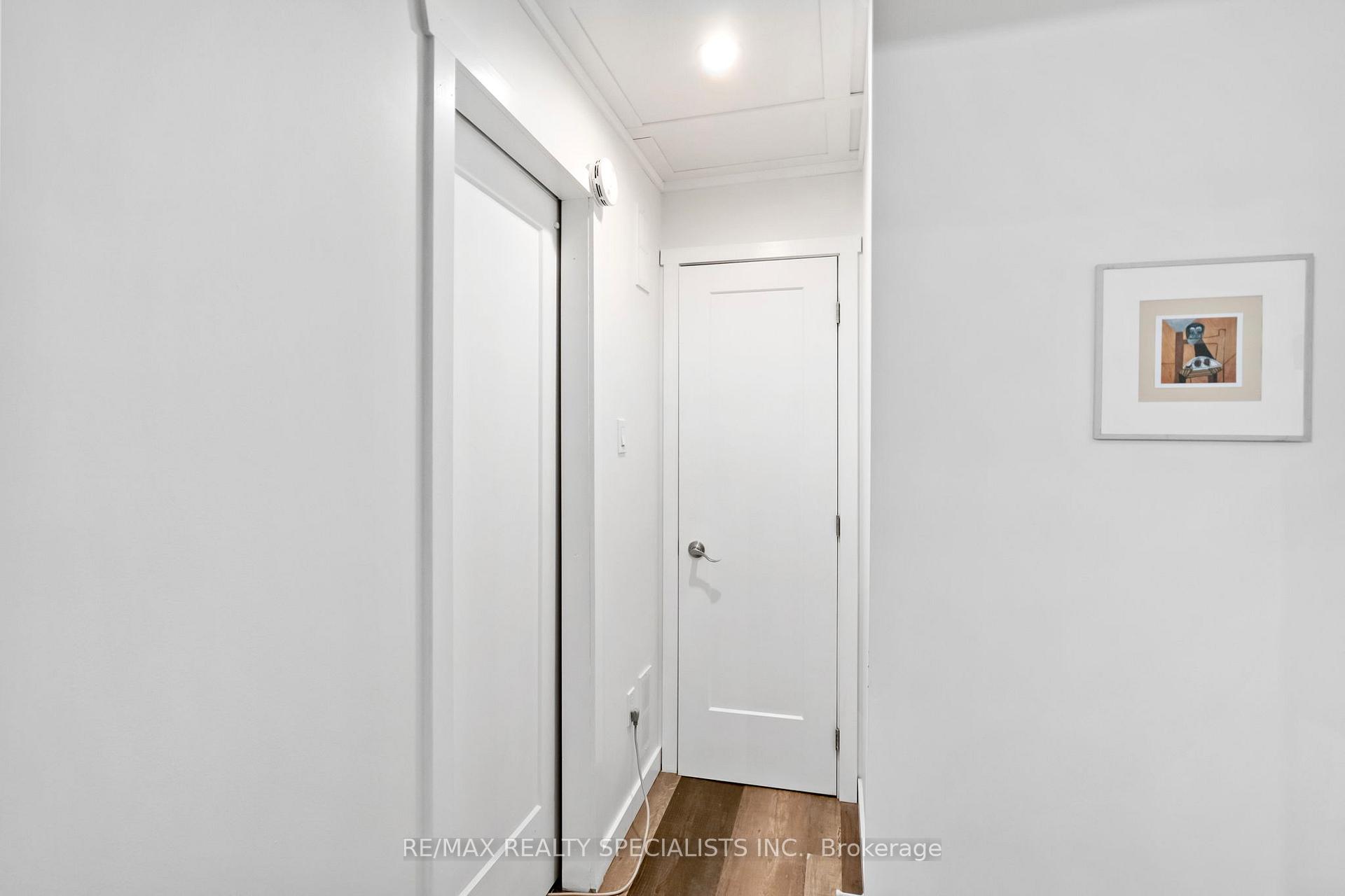 Photo 40 of 159 Hillside Avenue, Etobicoke, Mimico — HOMEH