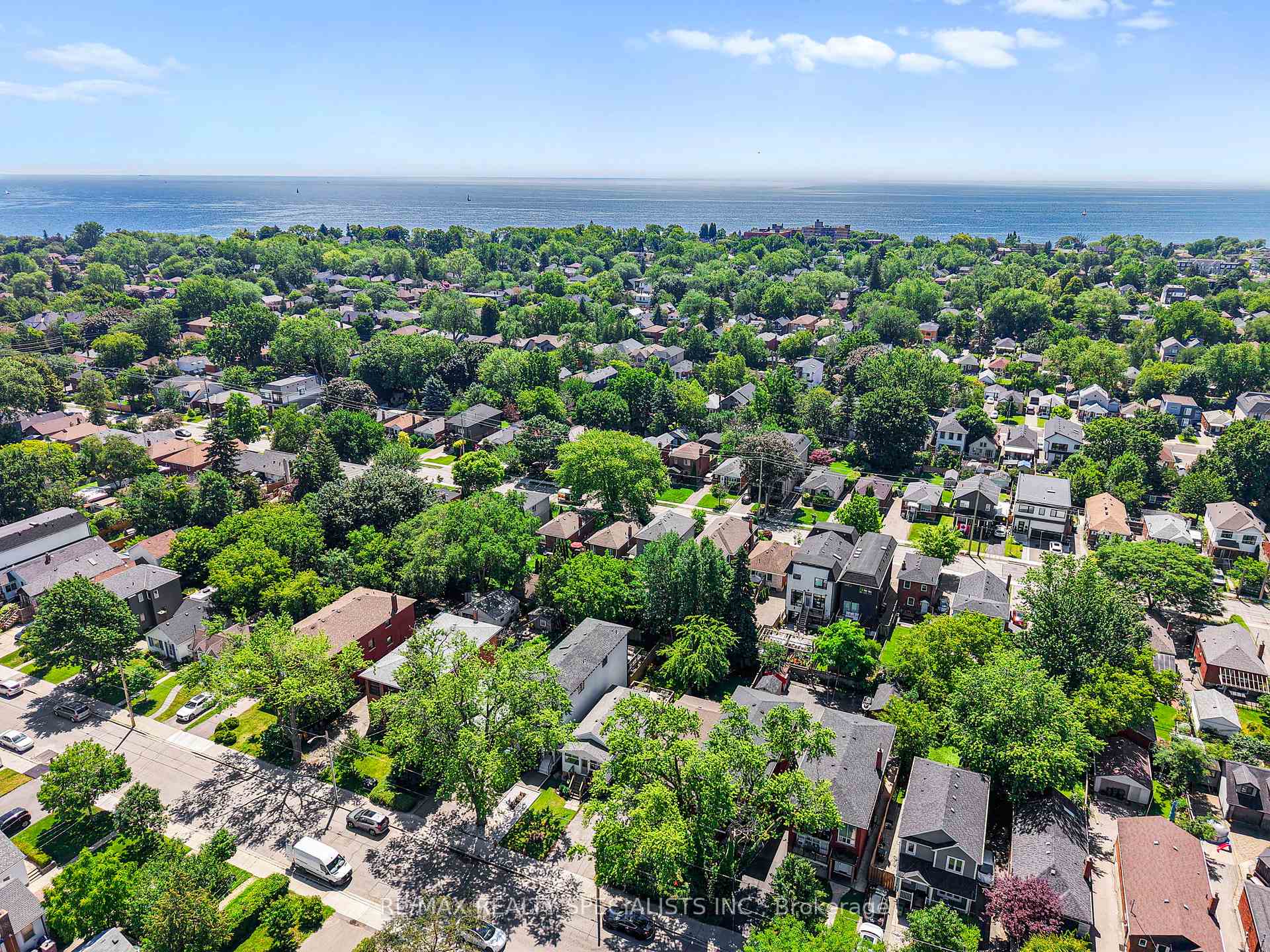 Photo 46 of 159 Hillside Avenue, Etobicoke, Mimico — HOMEH