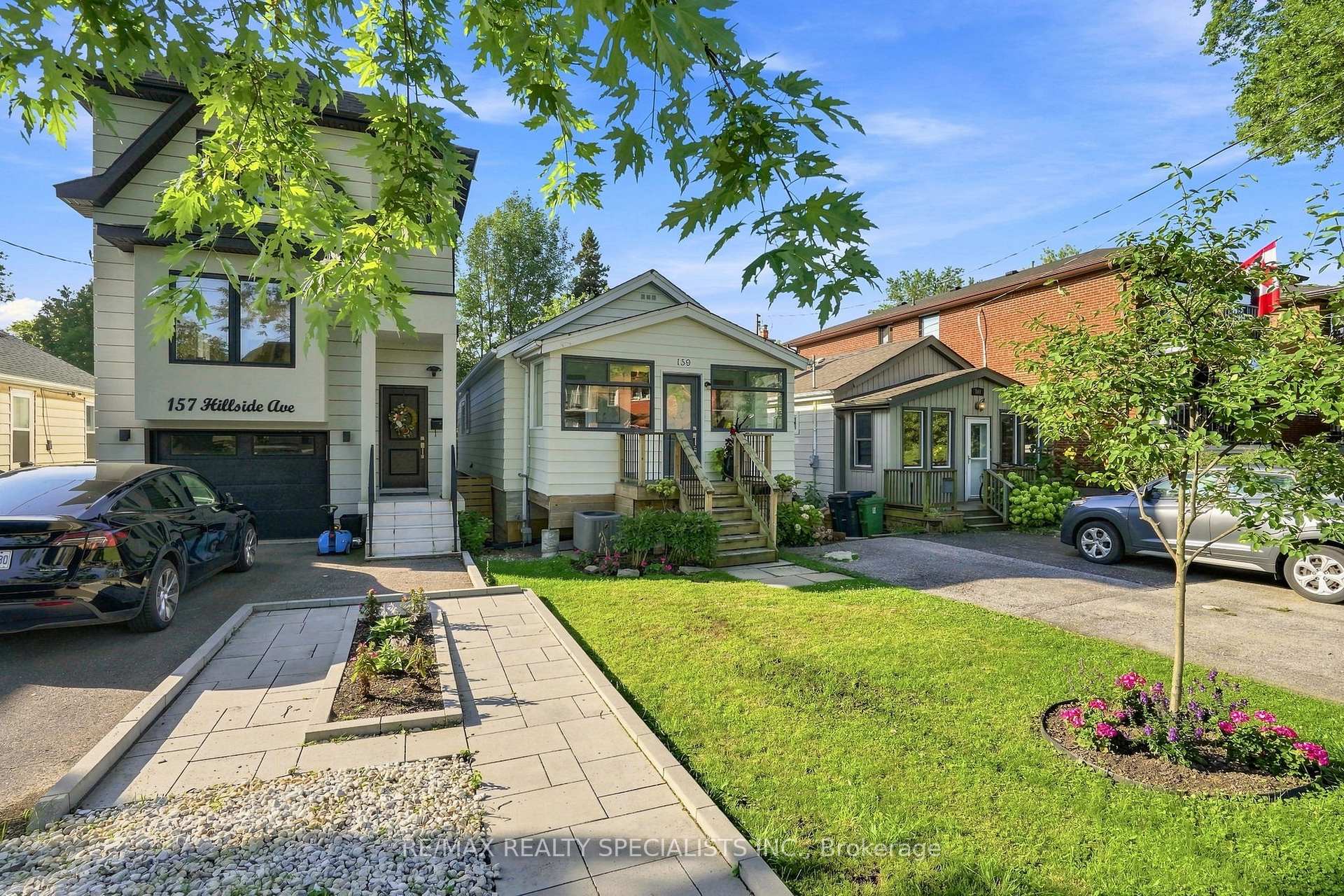 Photo 47 of 159 Hillside Avenue, Etobicoke, Mimico — HOMEH