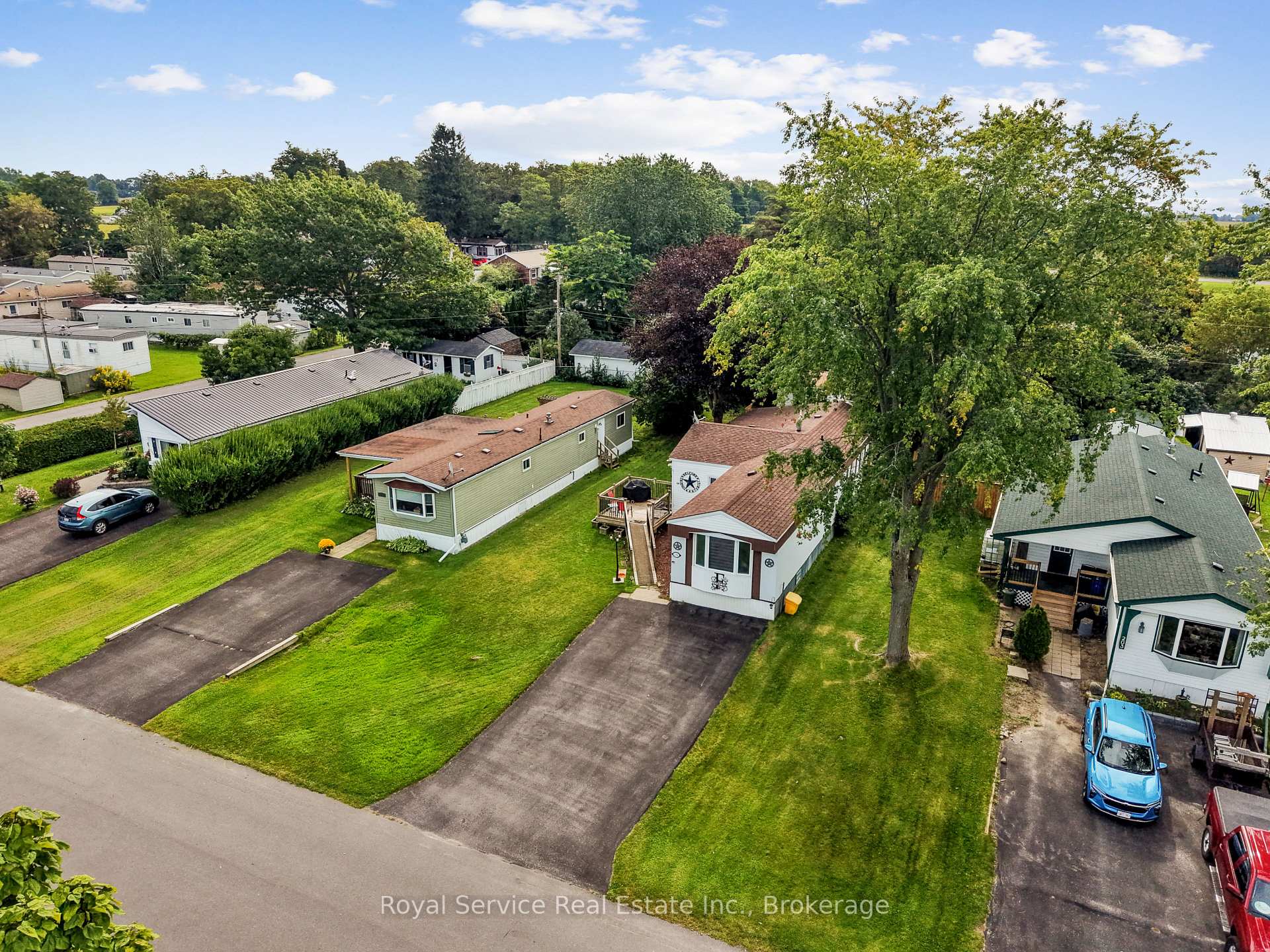 Photo 4 of 204 Lynn Crescent, Hamilton Township, Rural Hamilton — HOMEH
