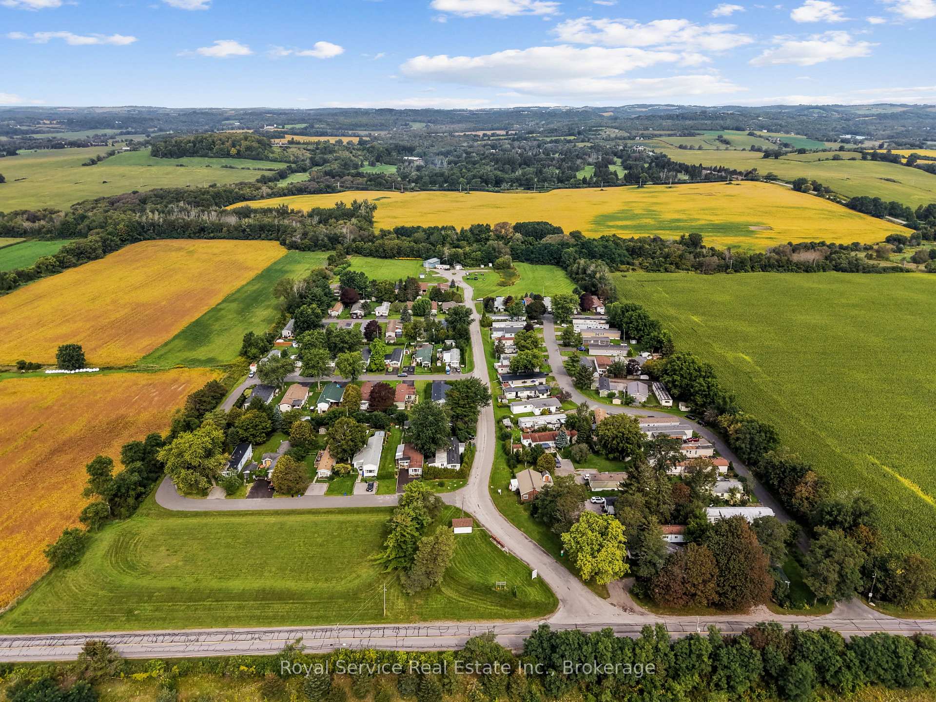 Photo 8 of 204 Lynn Crescent, Hamilton Township, Rural Hamilton — HOMEH
