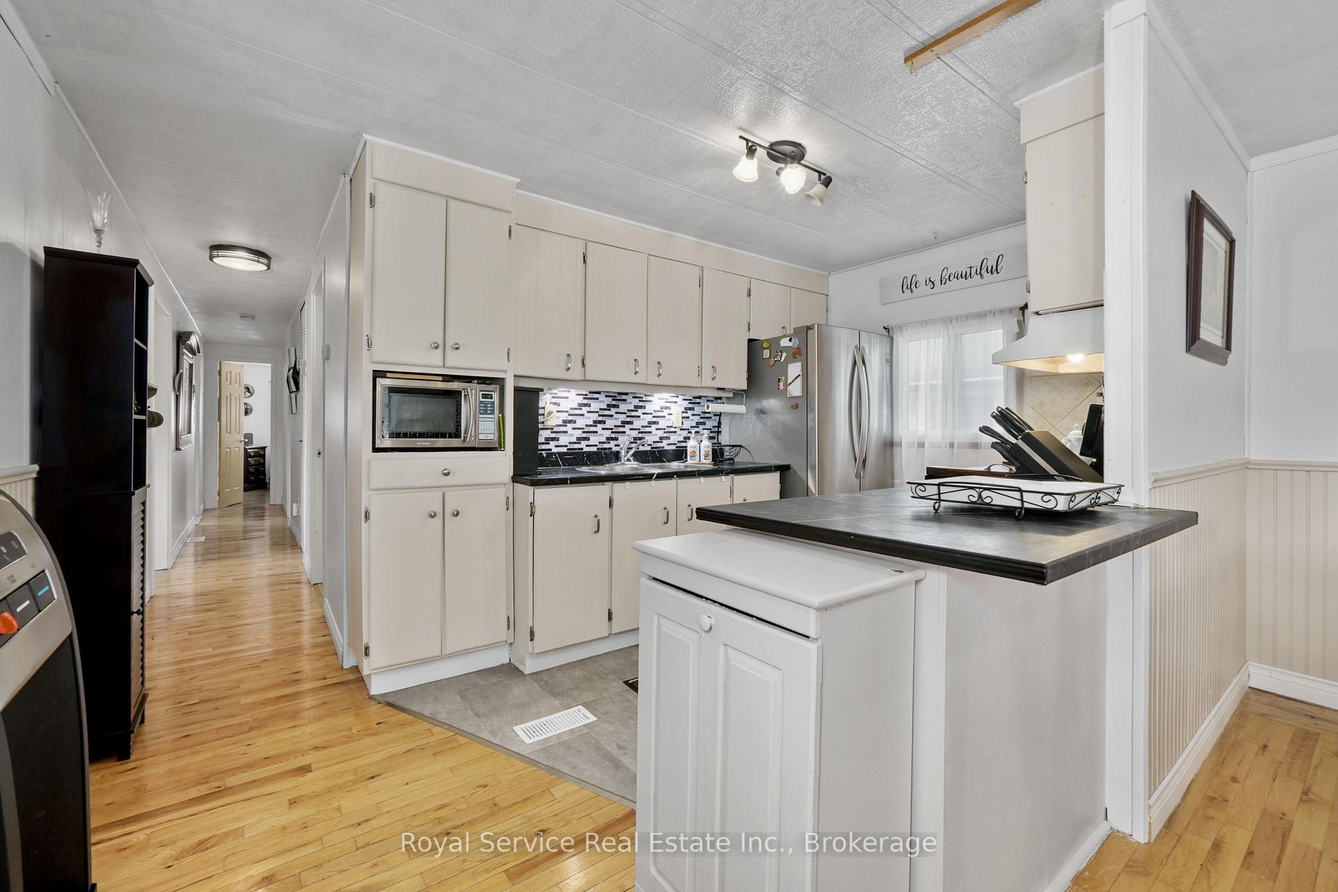 Photo 13 of 204 Lynn Crescent, Hamilton Township, Rural Hamilton — HOMEH