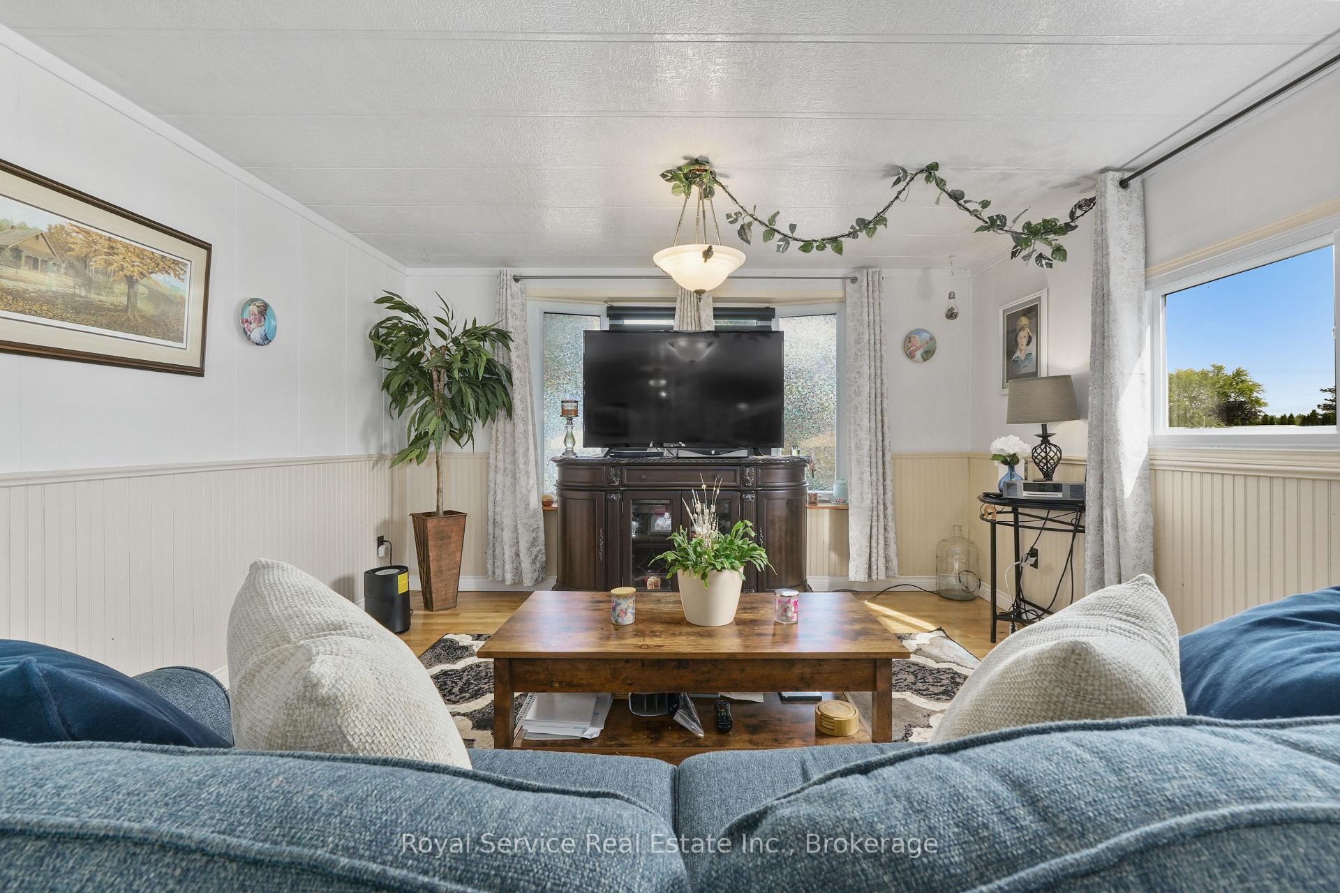 Photo 19 of 204 Lynn Crescent, Hamilton Township, Rural Hamilton — HOMEH
