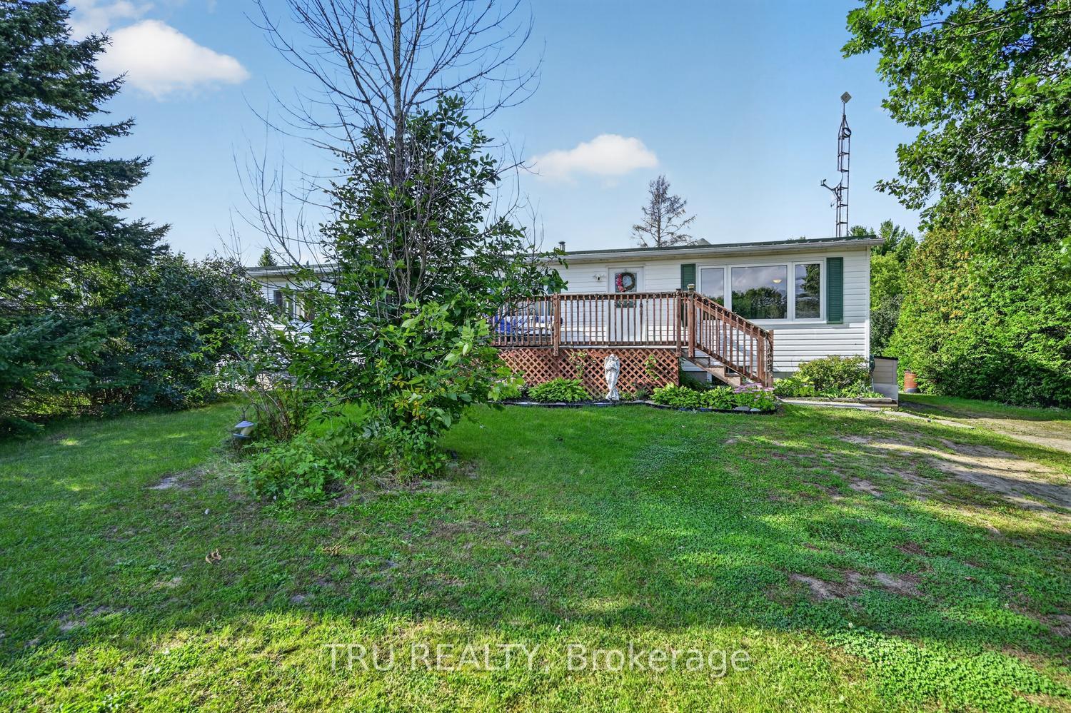 Photo 2 of 4014 Glen Smail Road, Augusta, Augusta Twp — HOMEH