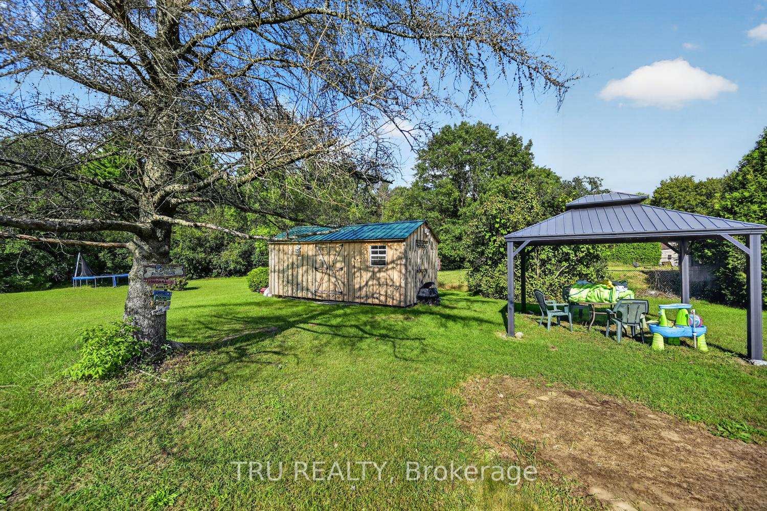 Photo 5 of 4014 Glen Smail Road, Augusta, Augusta Twp — HOMEH