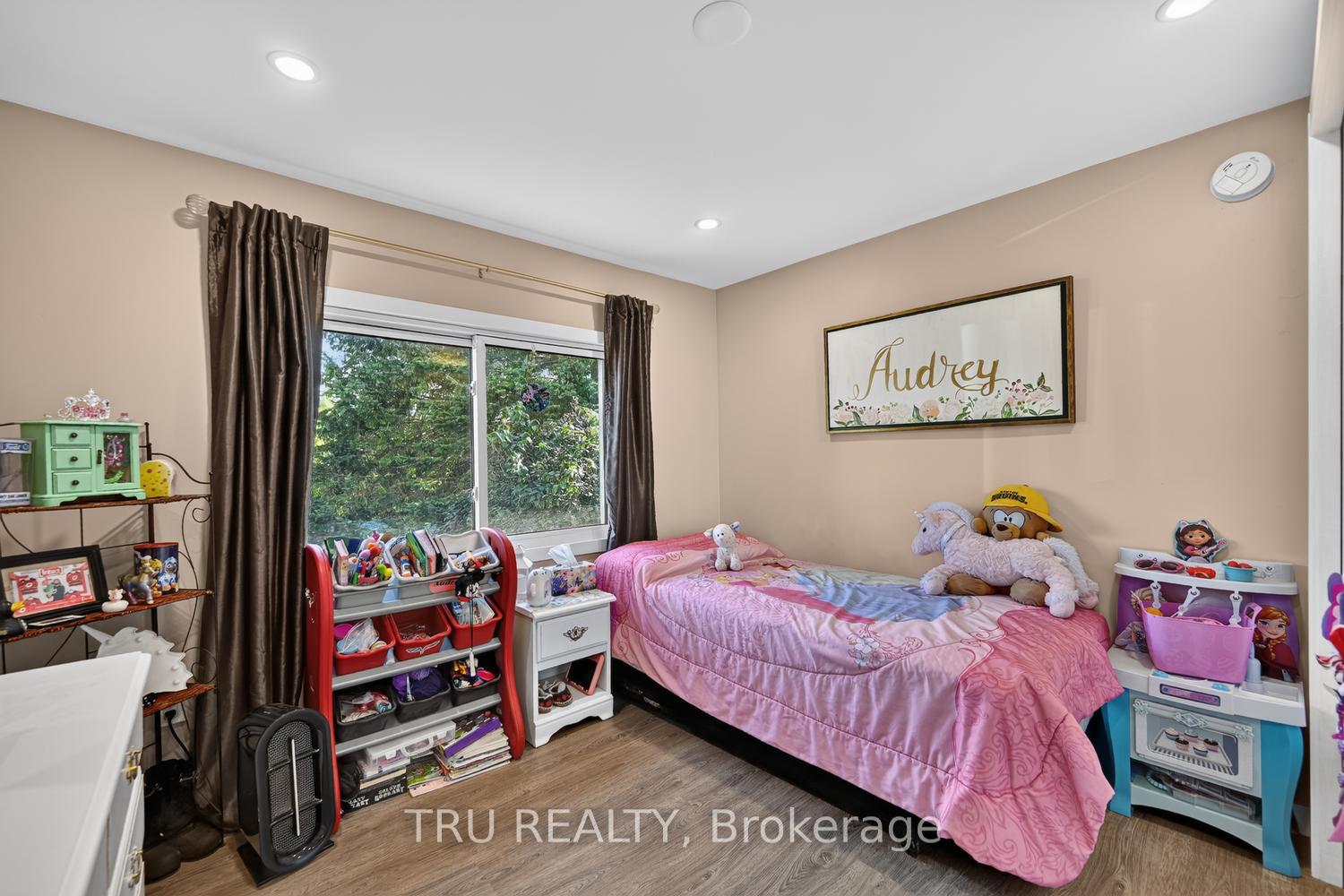Photo 21 of 4014 Glen Smail Road, Augusta, Augusta Twp — HOMEH