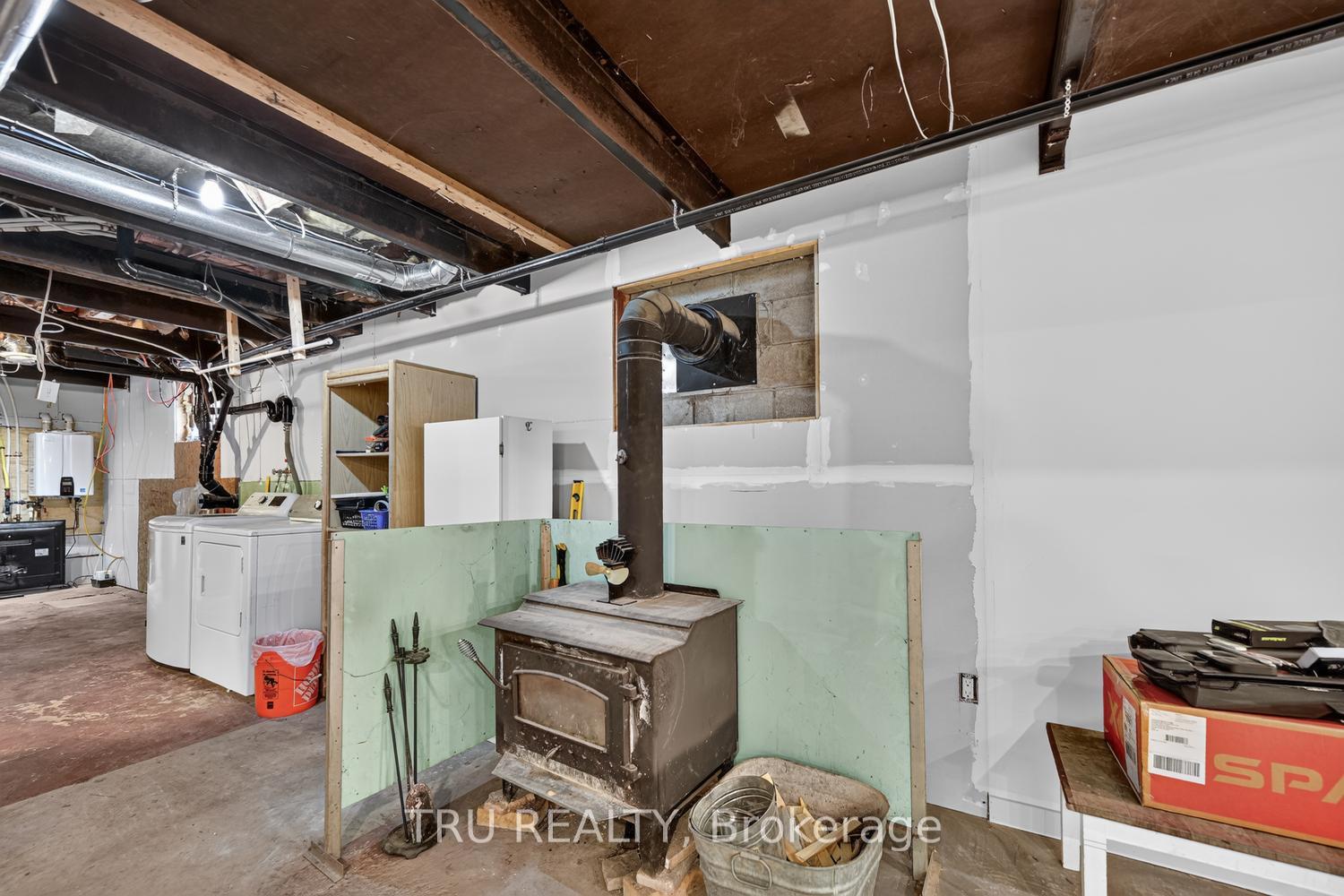 Photo 35 of 4014 Glen Smail Road, Augusta, Augusta Twp — HOMEH