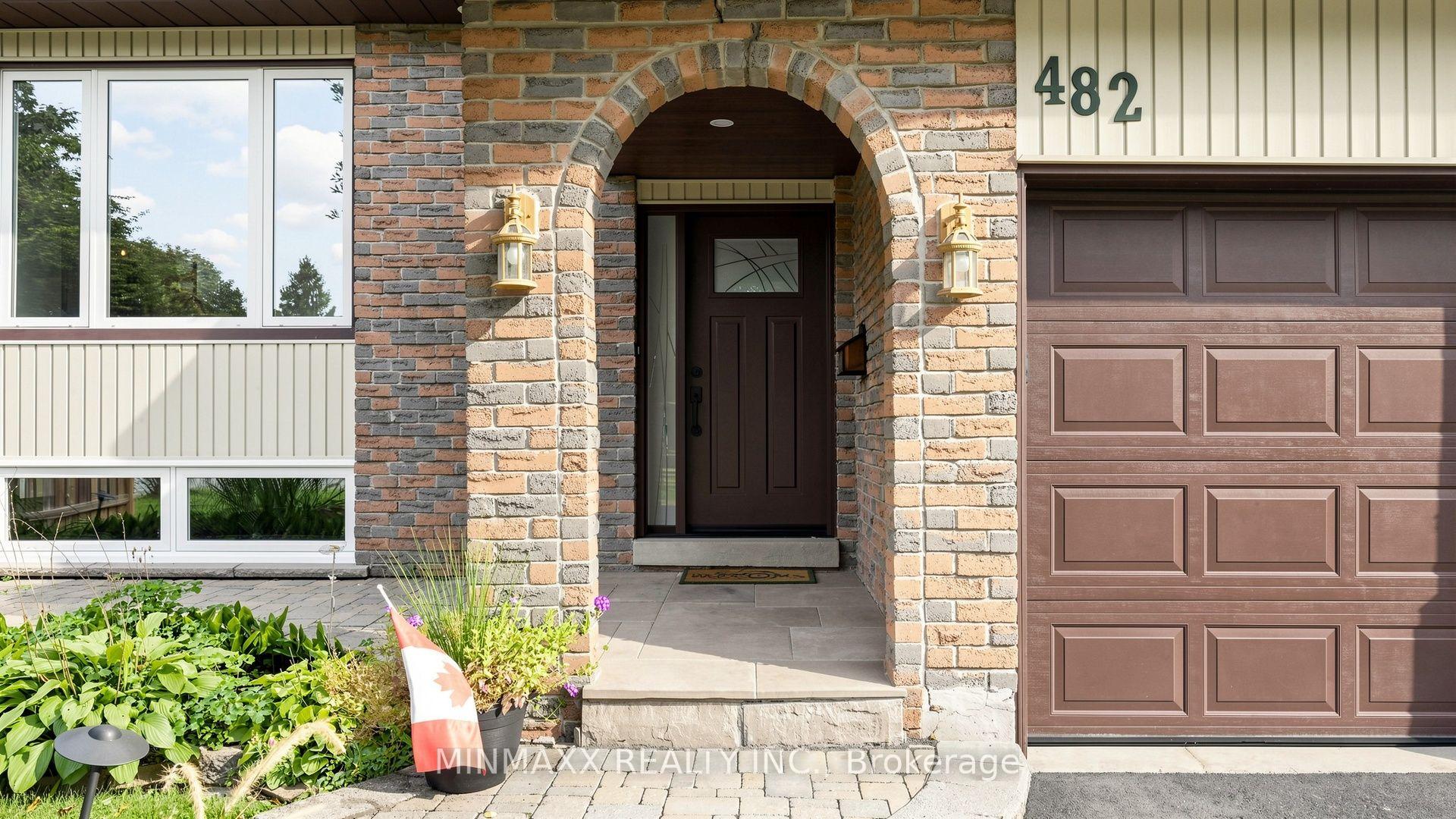 Photo 3 of 482 Gowland Crescent, Milton, Timberlea — HOMEH