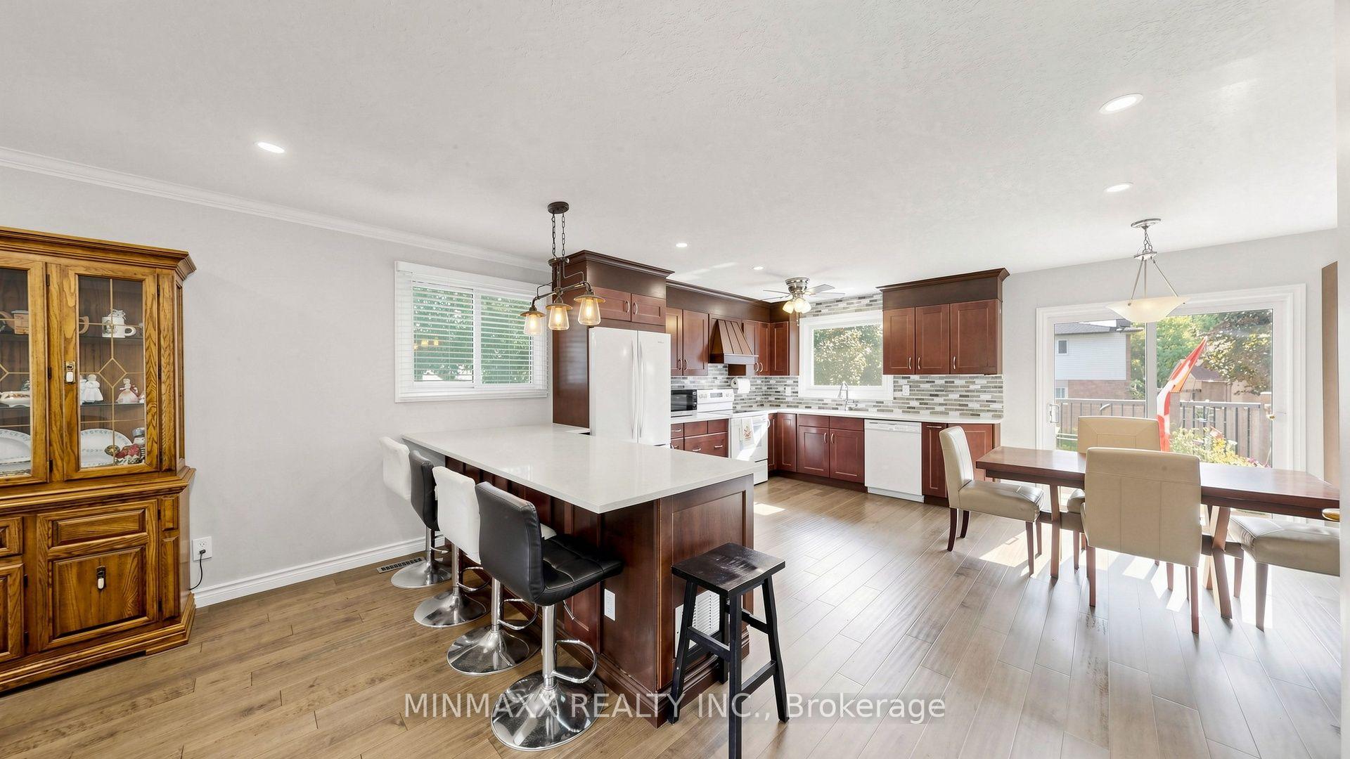 Photo 16 of 482 Gowland Crescent, Milton, Timberlea — HOMEH