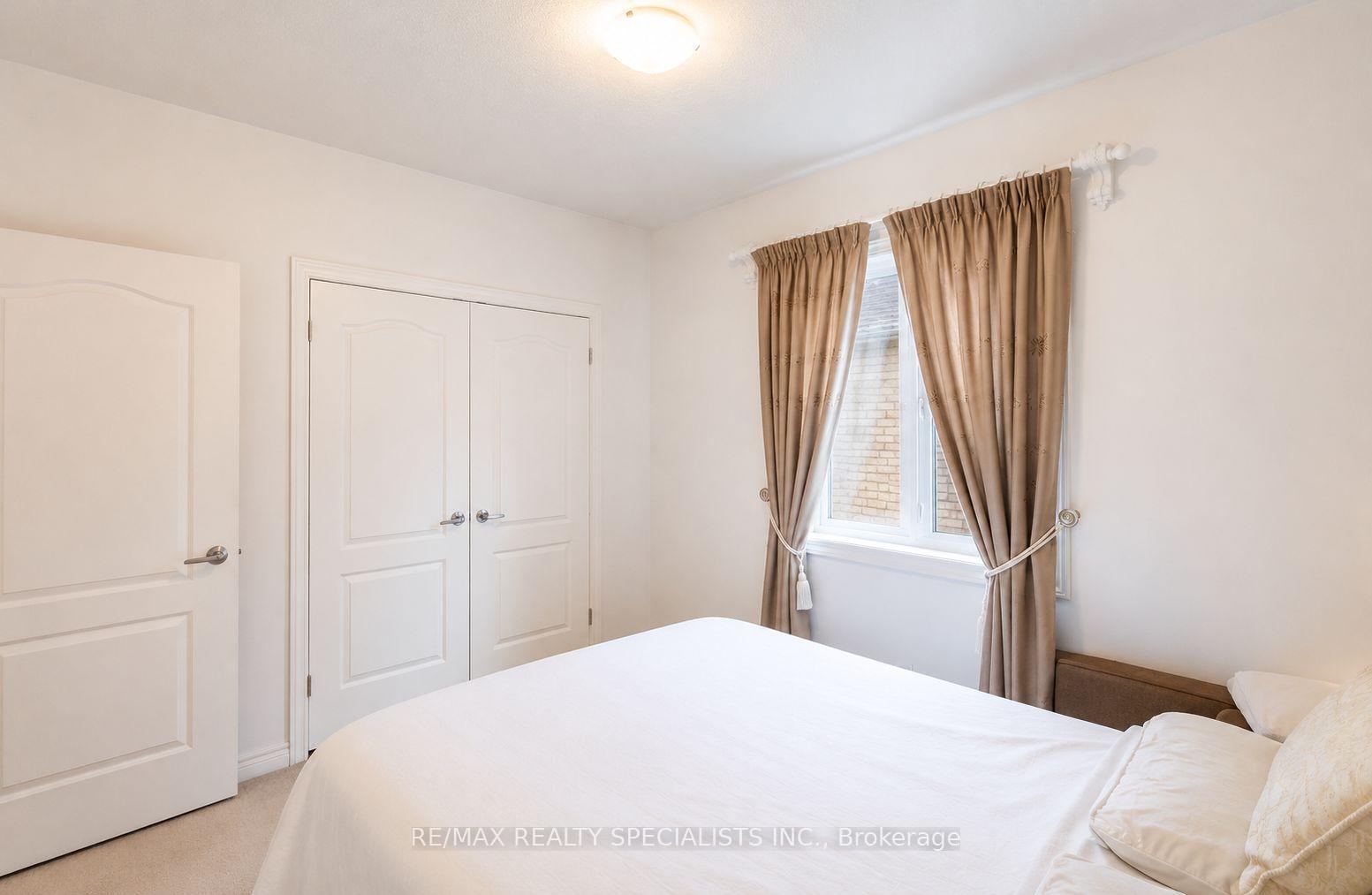 Photo 24 of 61 Jones Crescent, Tillsonburg — HOMEH