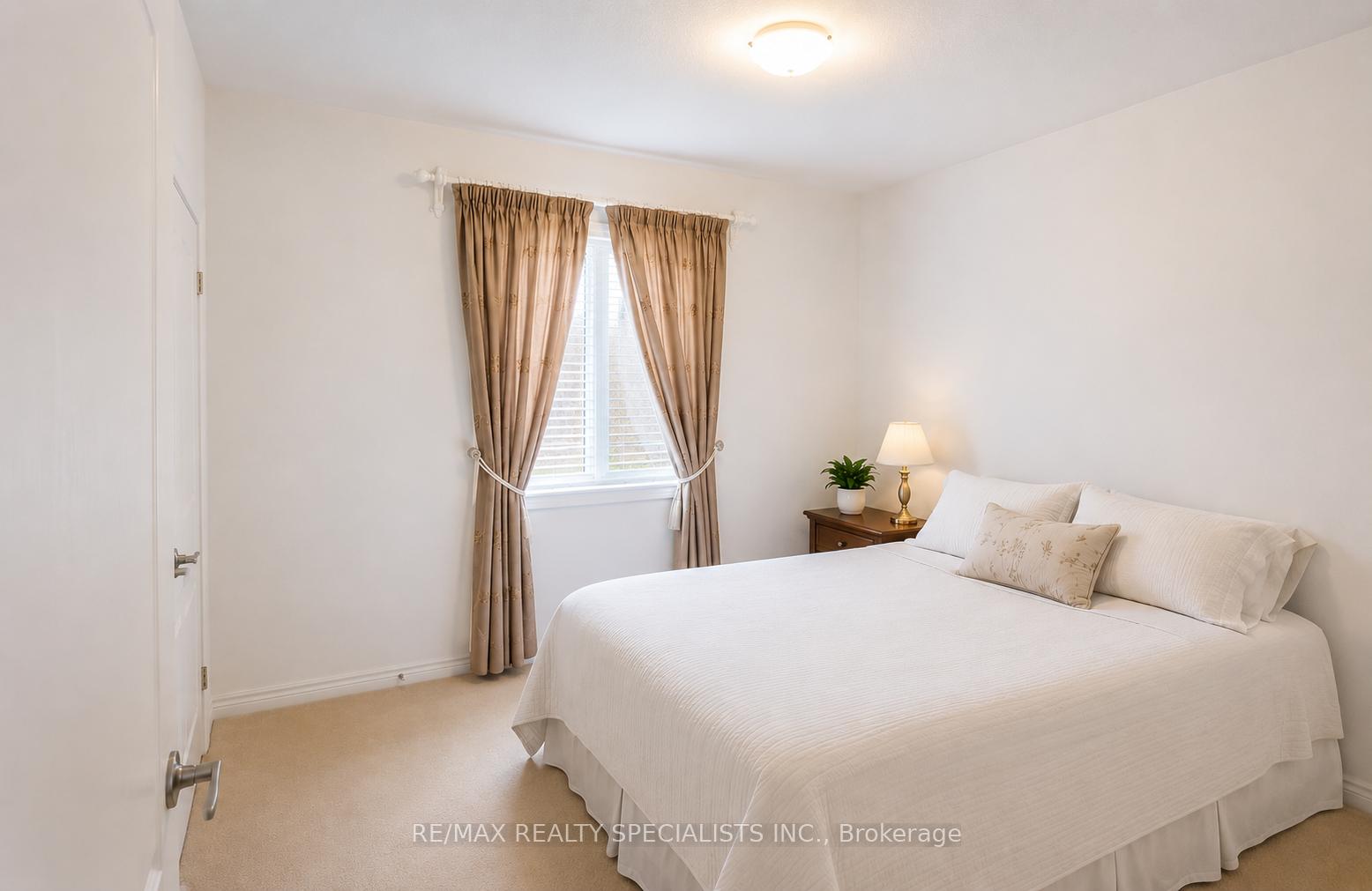 Photo 25 of 61 Jones Crescent, Tillsonburg — HOMEH
