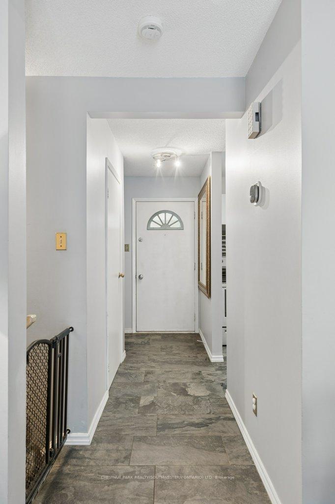 Photo 6 of Unit 4, 255 Northlake Drive, Waterloo, North Lakeshore — HOMEH