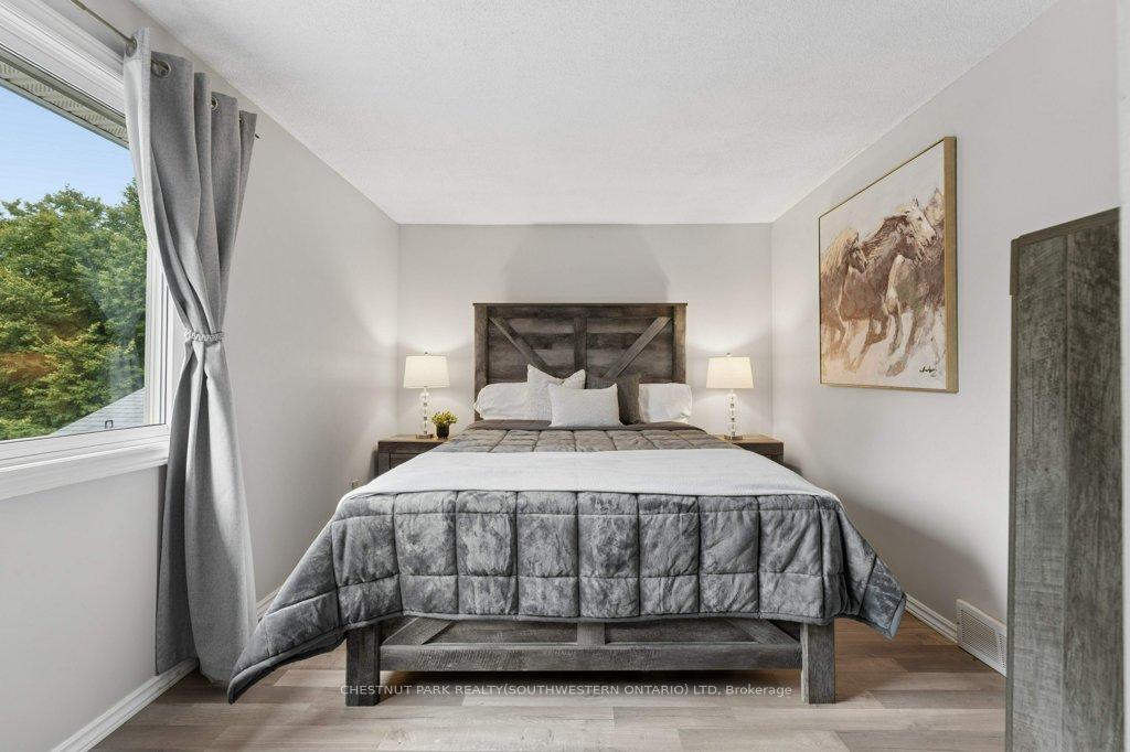 Photo 19 of Unit 4, 255 Northlake Drive, Waterloo, North Lakeshore — HOMEH