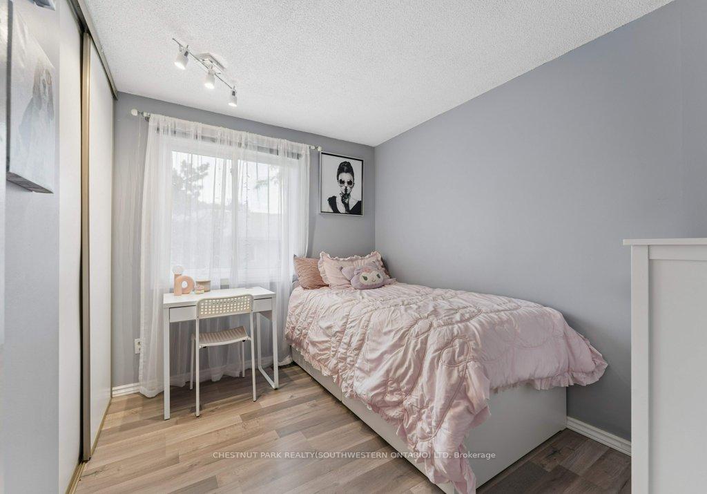 Photo 23 of Unit 4, 255 Northlake Drive, Waterloo, North Lakeshore — HOMEH