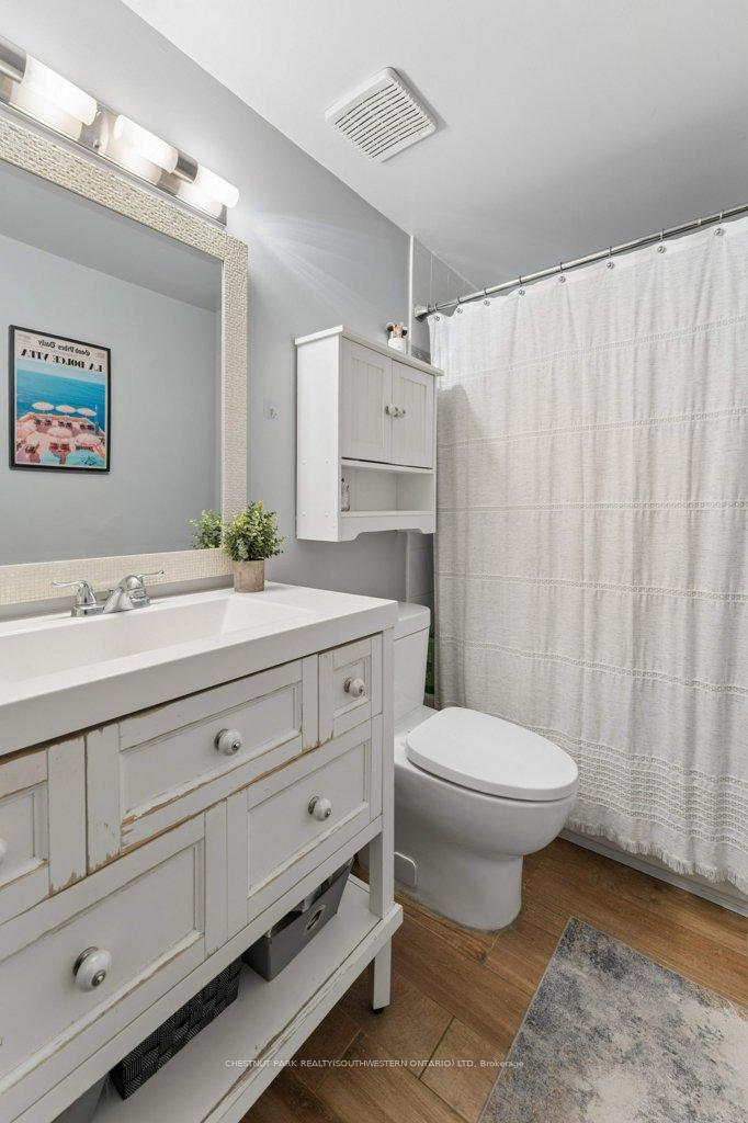 Photo 24 of Unit 4, 255 Northlake Drive, Waterloo, North Lakeshore — HOMEH