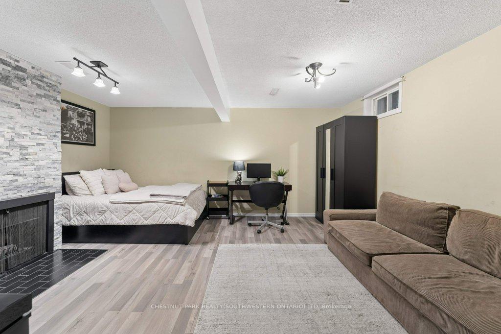 Photo 25 of Unit 4, 255 Northlake Drive, Waterloo, North Lakeshore — HOMEH
