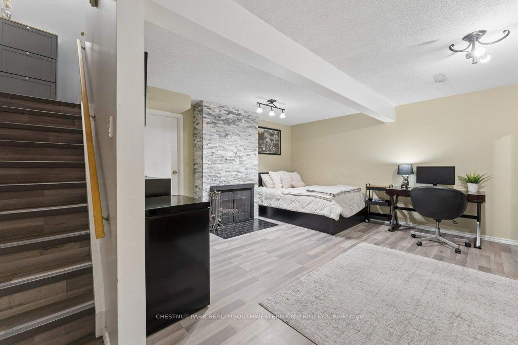 Photo 26 of Unit 4, 255 Northlake Drive, Waterloo, North Lakeshore — HOMEH