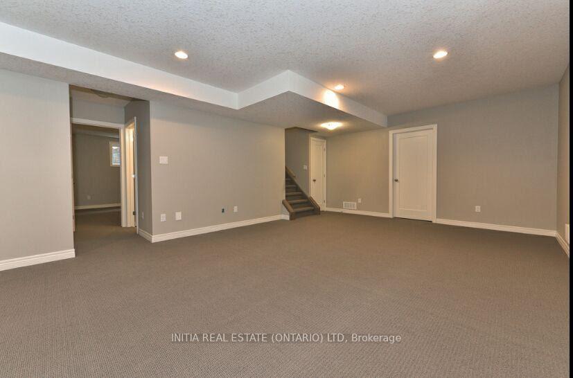 Photo 6 of 49 Westlake Drive, St. Thomas — HOMEH