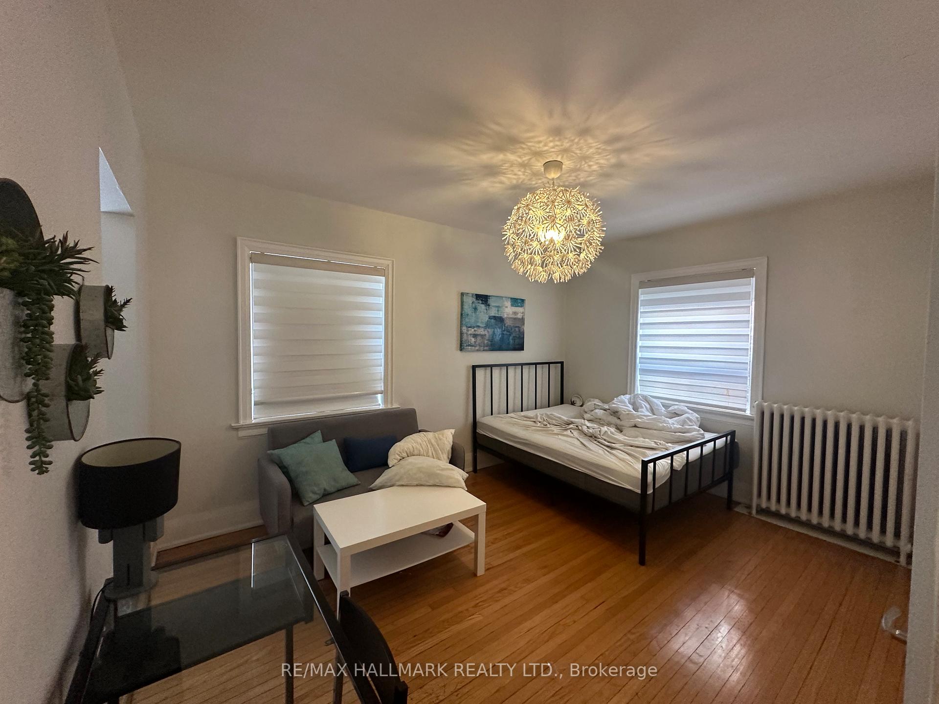 Photo 1 of Unit 9, 595 St Clair Avenue W, Toronto, Wychwood — HOMEH