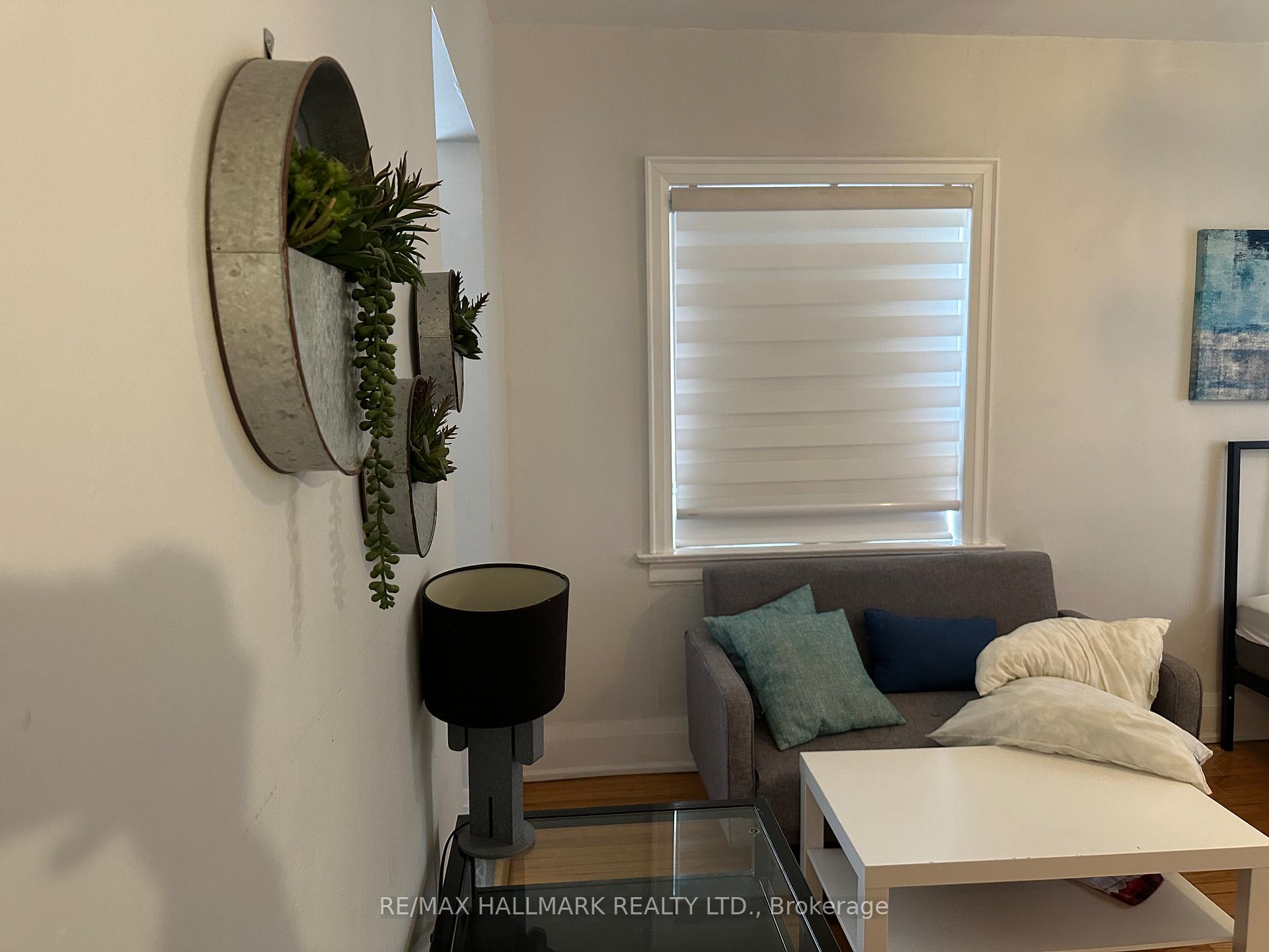 Photo 8 of Unit 9, 595 St Clair Avenue W, Toronto, Wychwood — HOMEH