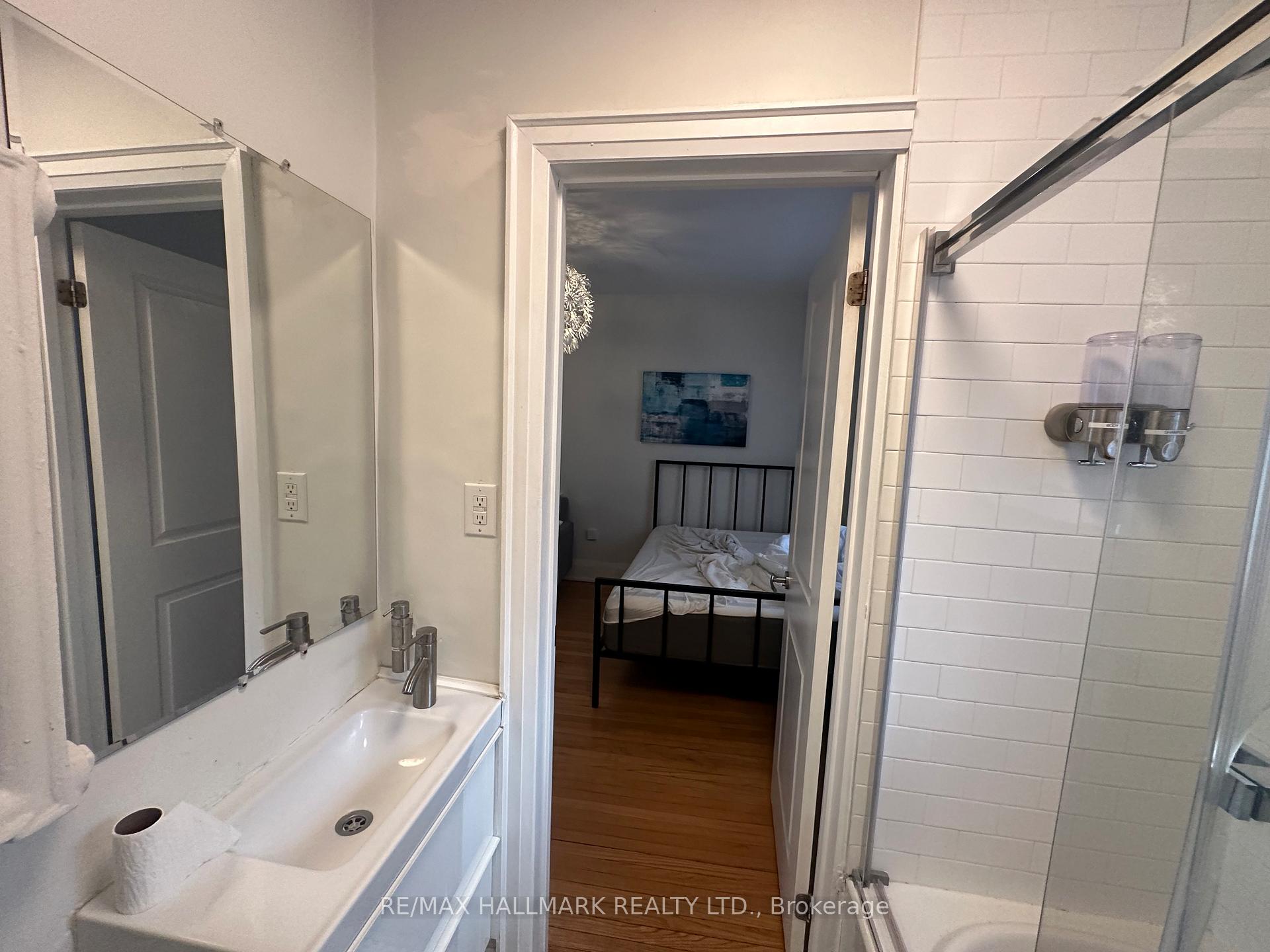 Photo 14 of Unit 9, 595 St Clair Avenue W, Toronto, Wychwood — HOMEH