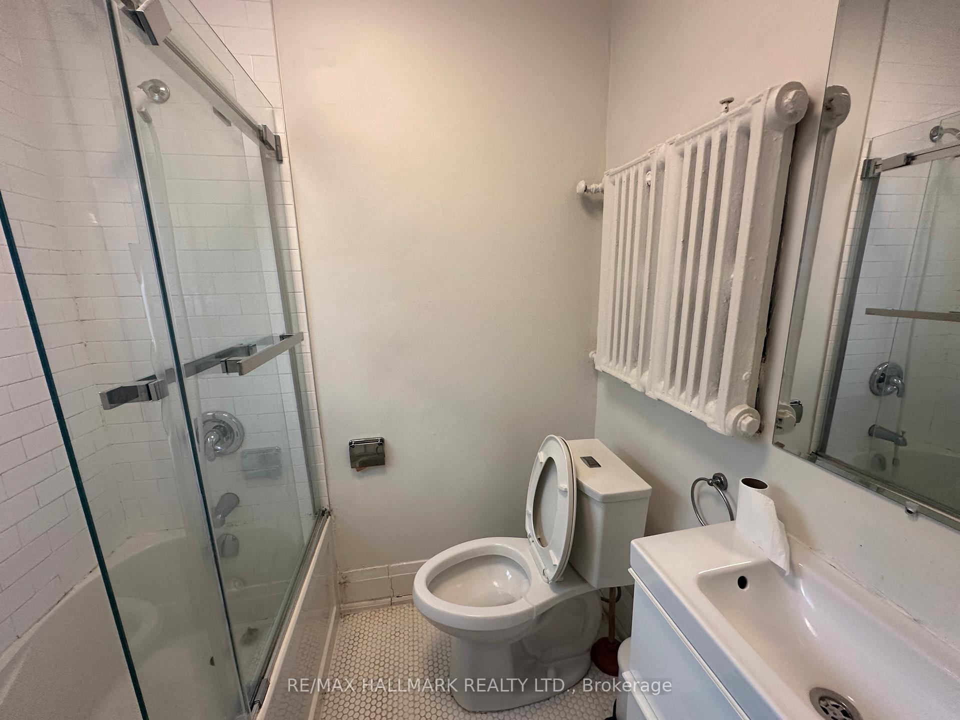 Photo 15 of Unit 9, 595 St Clair Avenue W, Toronto, Wychwood — HOMEH