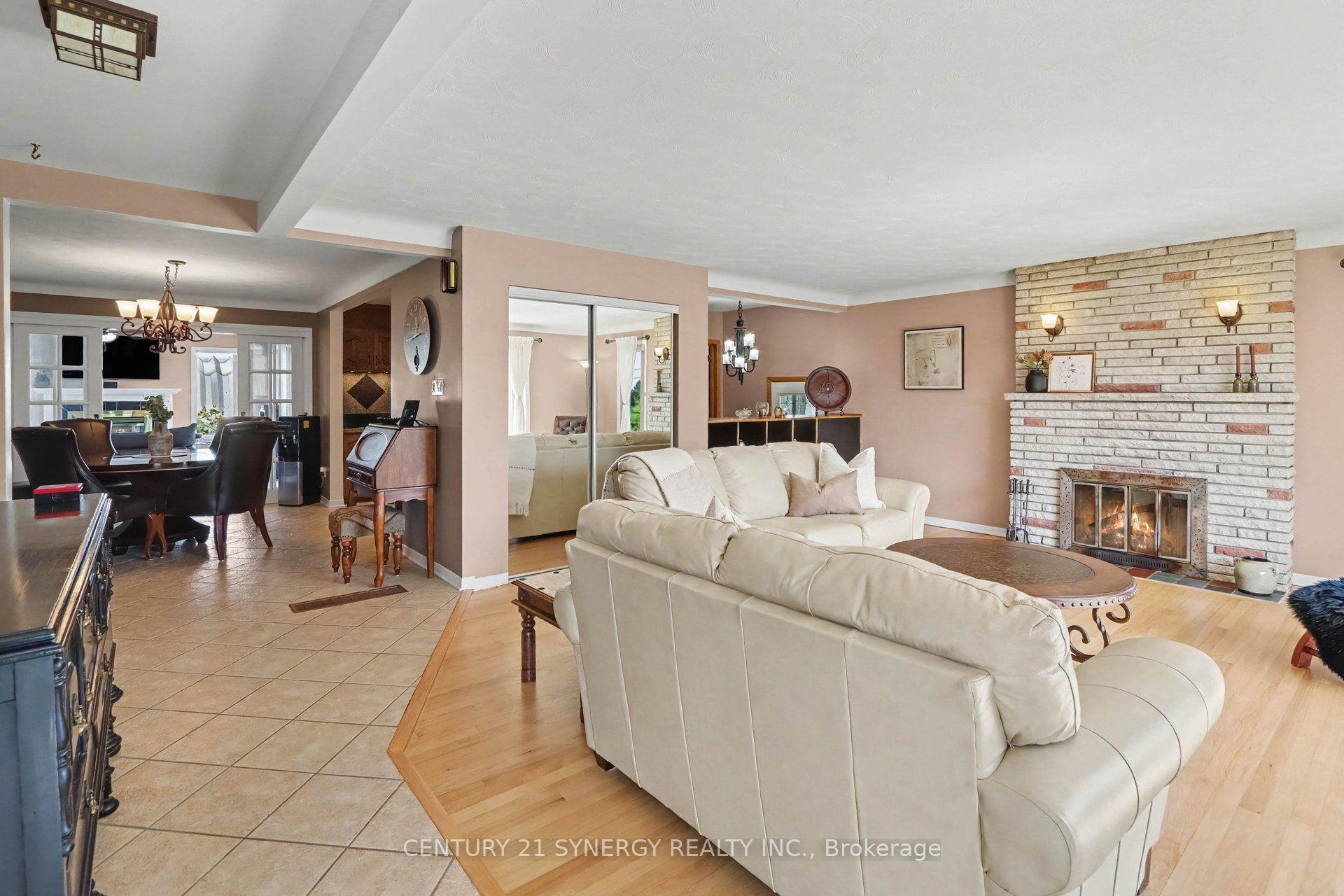 Photo 7 of 2452 Colonial Road, Ottawa, Cumberland West — HOMEH