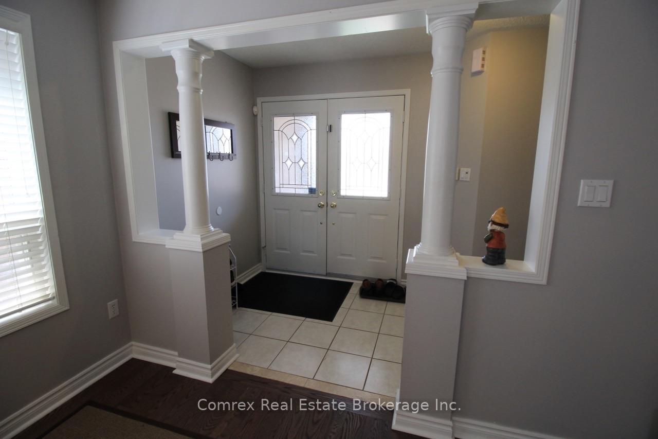 Photo 2 of 7295 Lowville Heights, Mississauga, Lisgar — HOMEH
