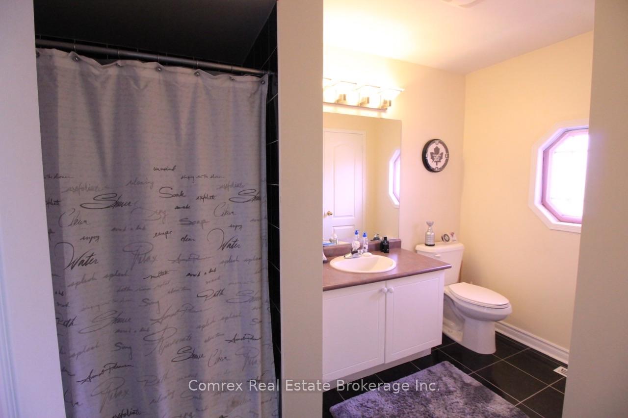 Photo 15 of 7295 Lowville Heights, Mississauga, Lisgar — HOMEH